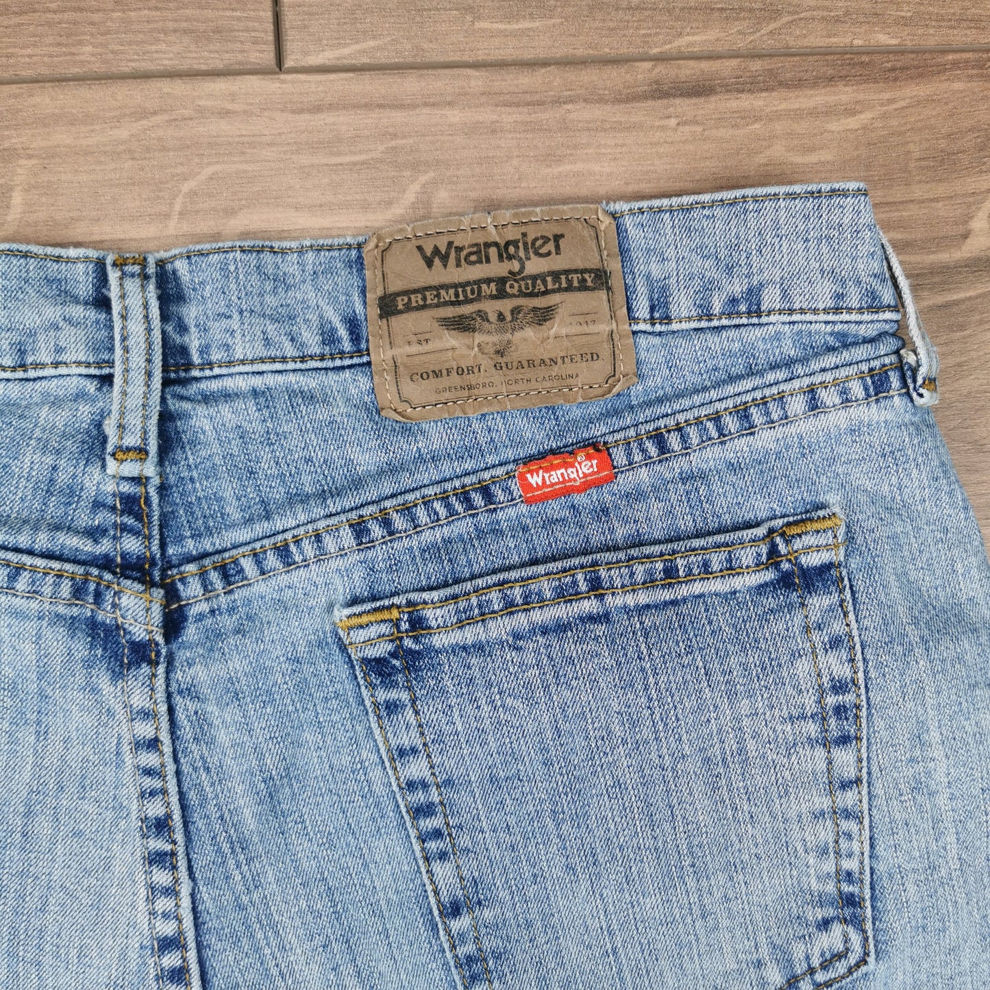 Vintage Wrangler Cut-off Relaxed Fit Blue Denim Jean Shorts Jorts W32