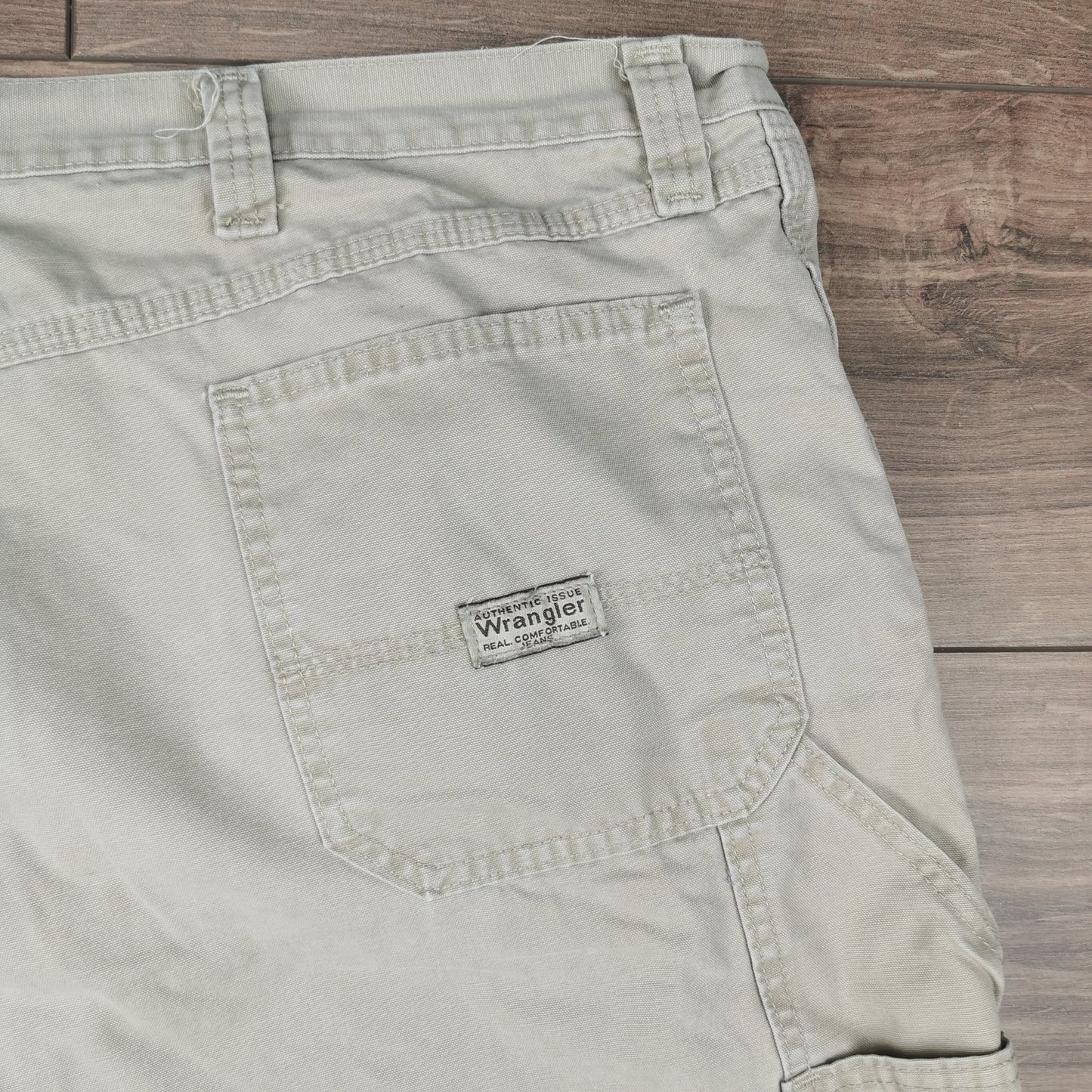 Beige Tan Vintage Wrangler Carpenter Cargo Utility Shorts Jorts W46