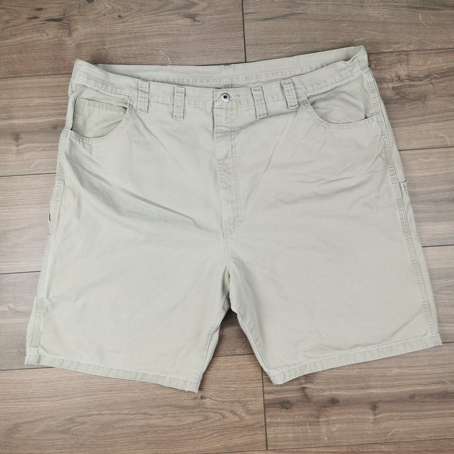 Beige Tan Vintage Wrangler Carpenter Cargo Utility Shorts Jorts W46