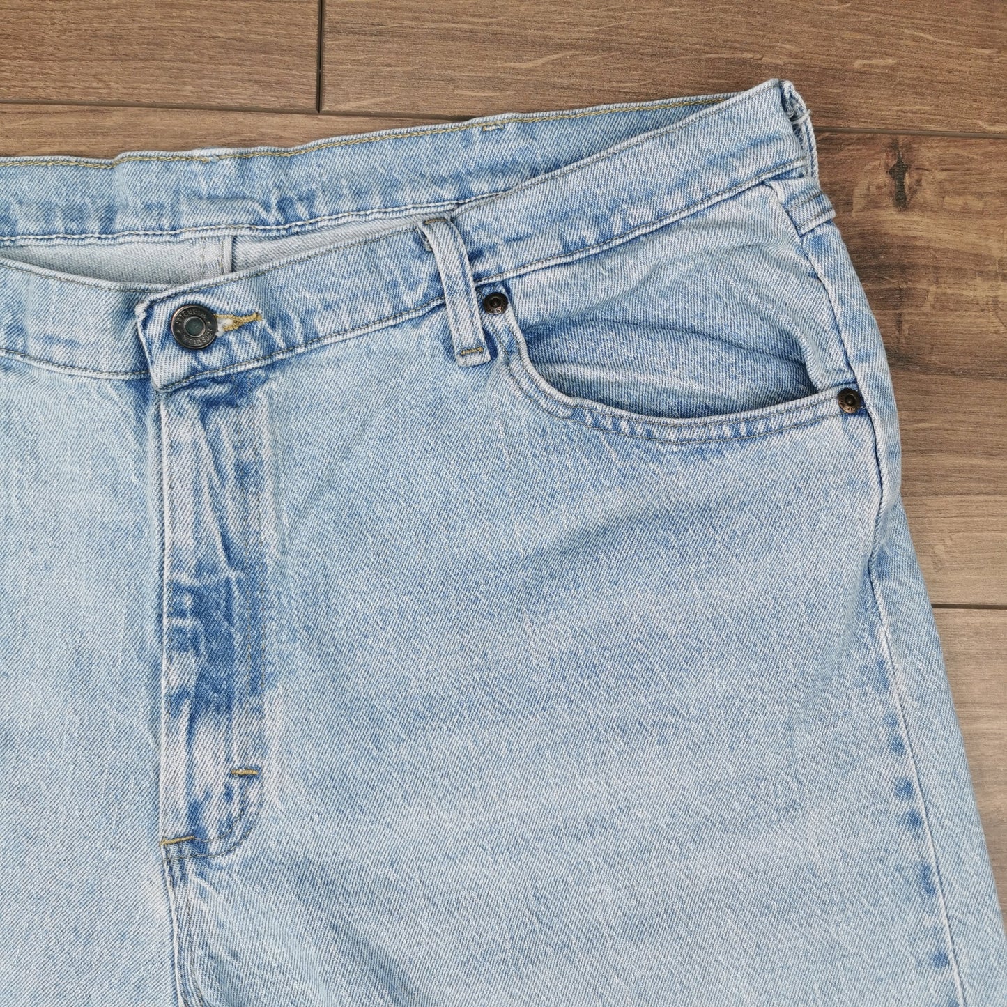 Vintage Wrangler Light Wash Blue Denim Cut-off Shorts Jorts W38