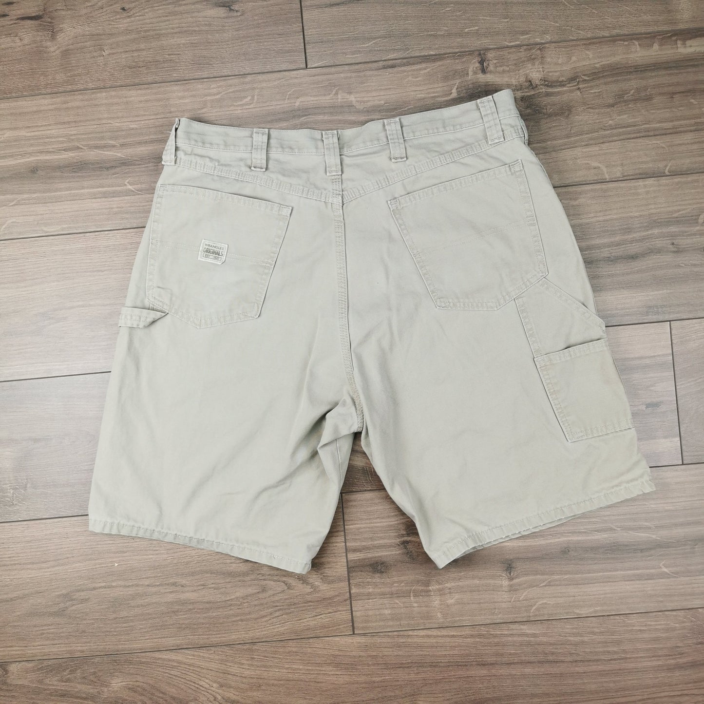 Vintage Wrangler Beige Denim Baggy Relaxed Jean Shorts Jorts Carpenter Cargo W38