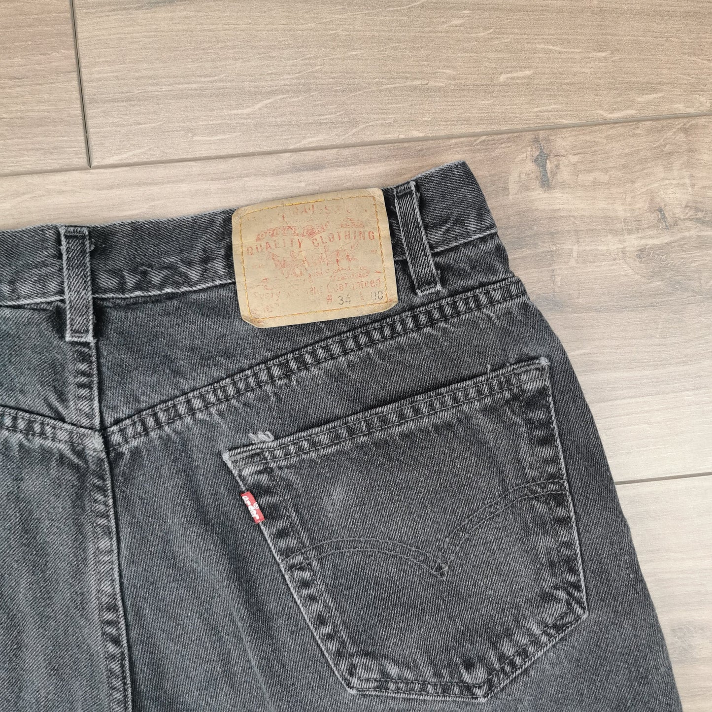 Vintage 90's Levi's 550 Black Denim Shorts Jorts Baggy Relaxed Fit W34