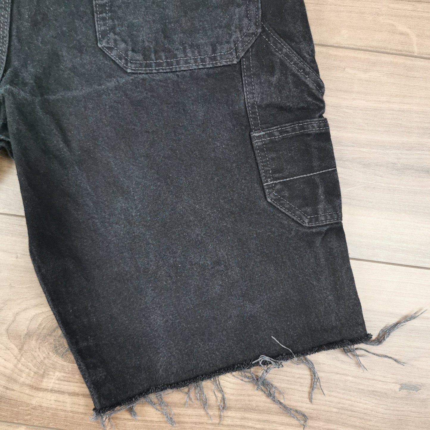 Vintage Wrangler Black Denim Cut-off Shorts Jorts Carpenter Relaxed Fit W32