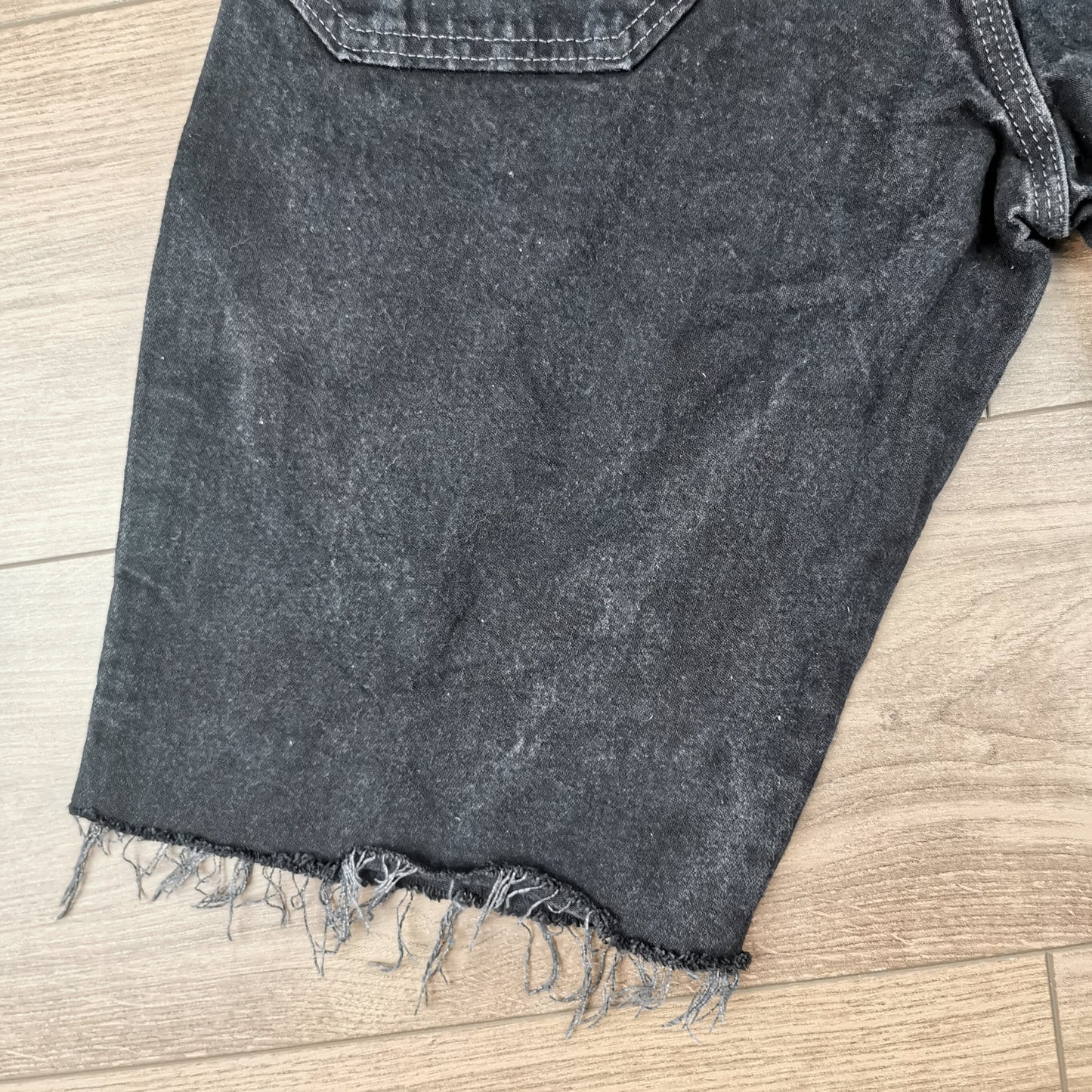Vintage Wrangler Black Denim Cut-off Shorts Jorts Carpenter Relaxed Fit W32