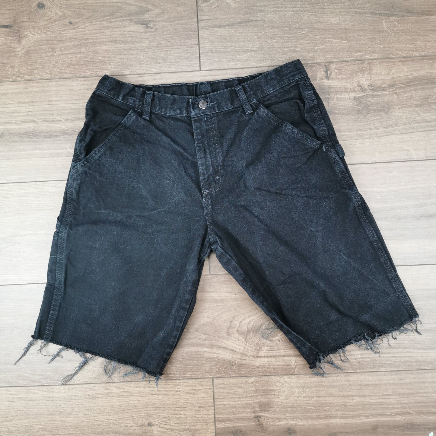 Vintage Wrangler Black Denim Cut-off Shorts Jorts Carpenter Relaxed Fit W32