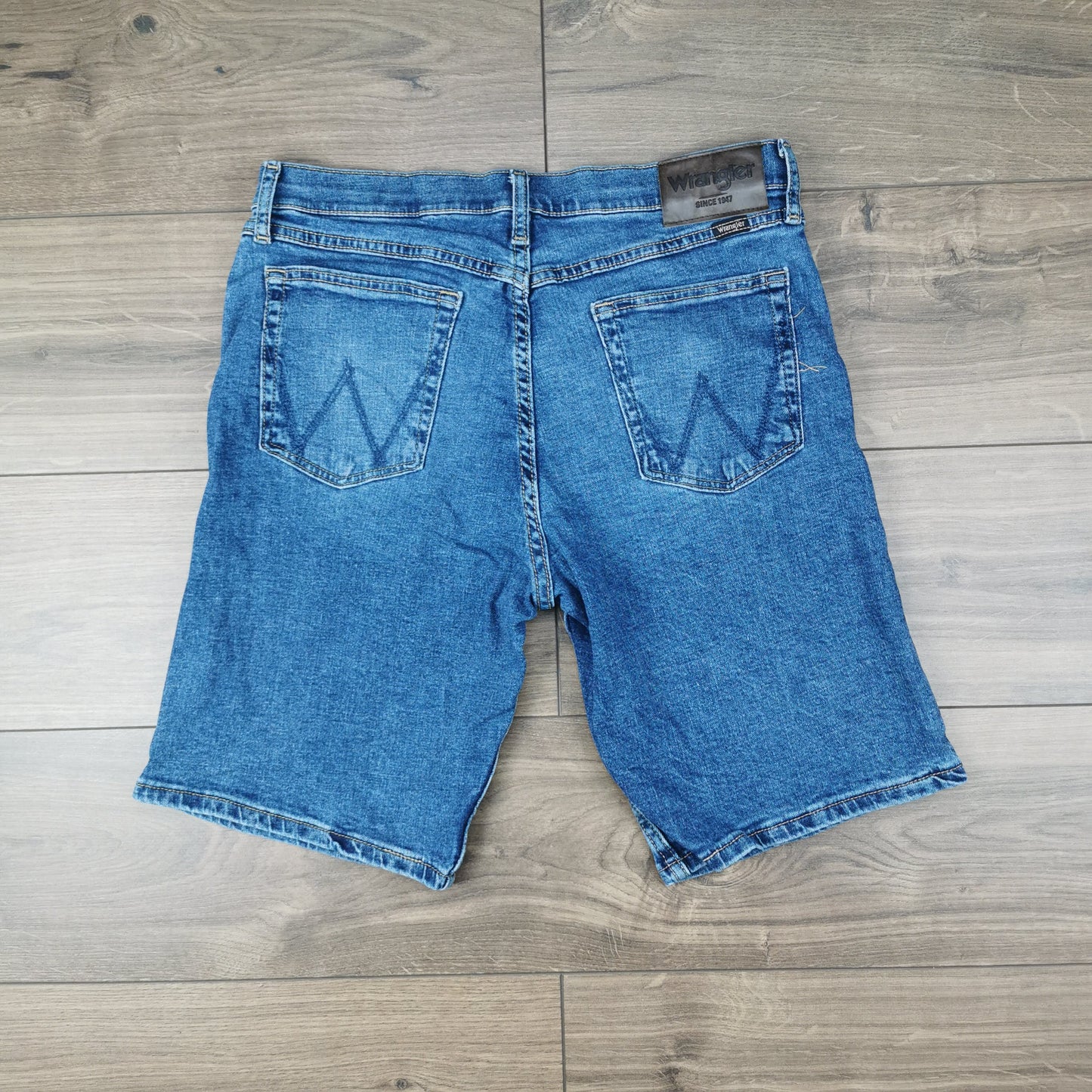 Vintage Wrangler Blue Denim Shorts Jorts Medium Wash W32