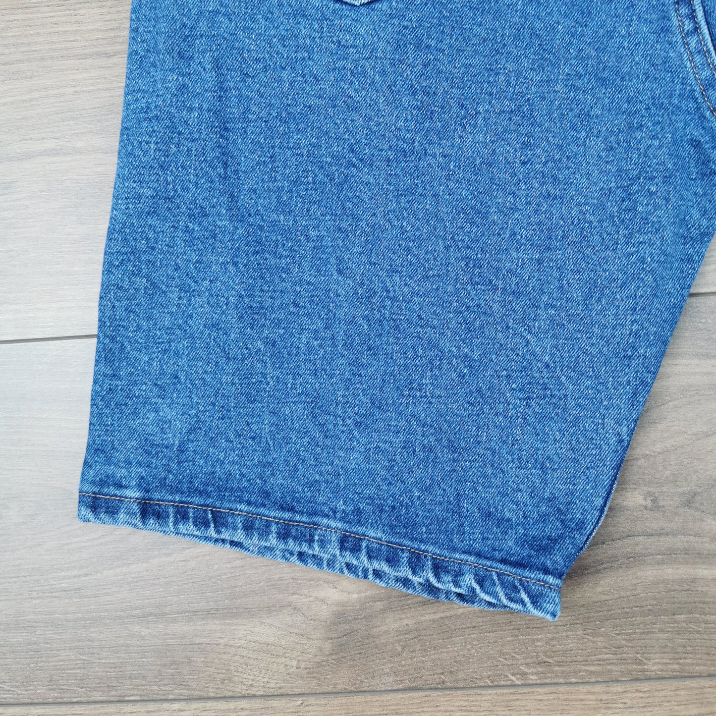 Vintage Wrangler Blue Denim Shorts Jorts Medium Dark Wash W32