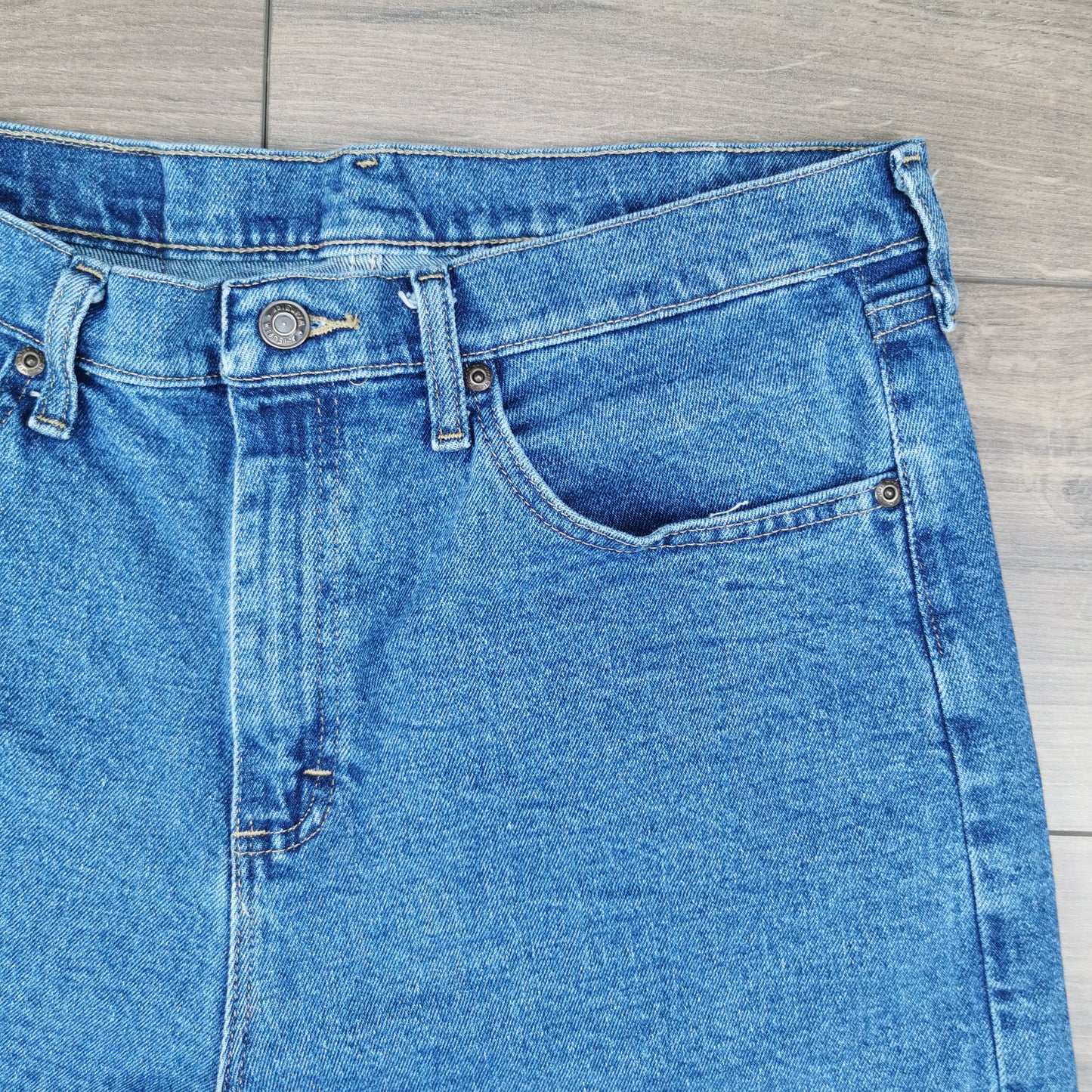 Vintage Wrangler Blue Denim Shorts Jorts Medium Dark Wash W32