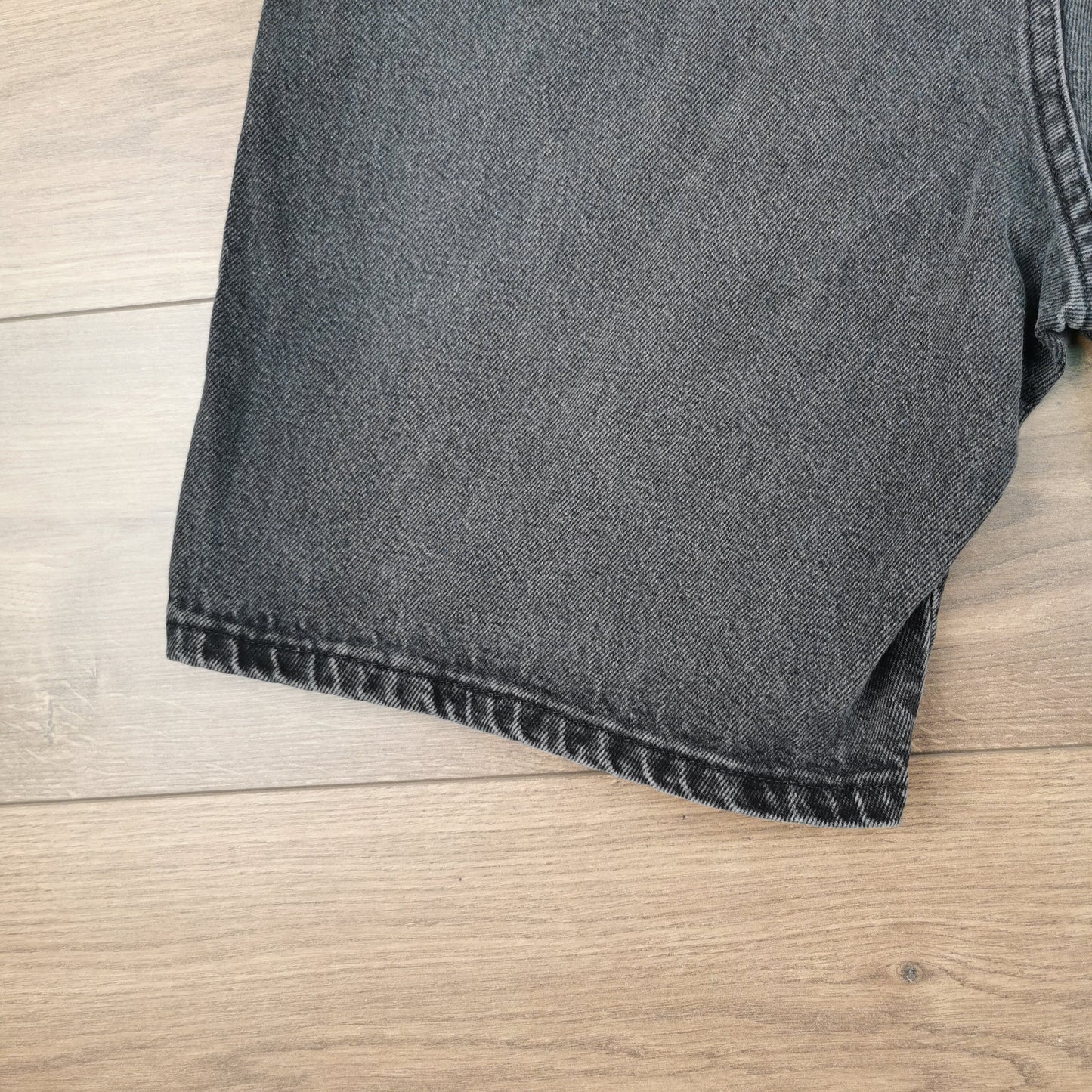 Vintage Wrangler Black Denim Shorts Jorts Baggy Relaxed Fit Dark Wash W34