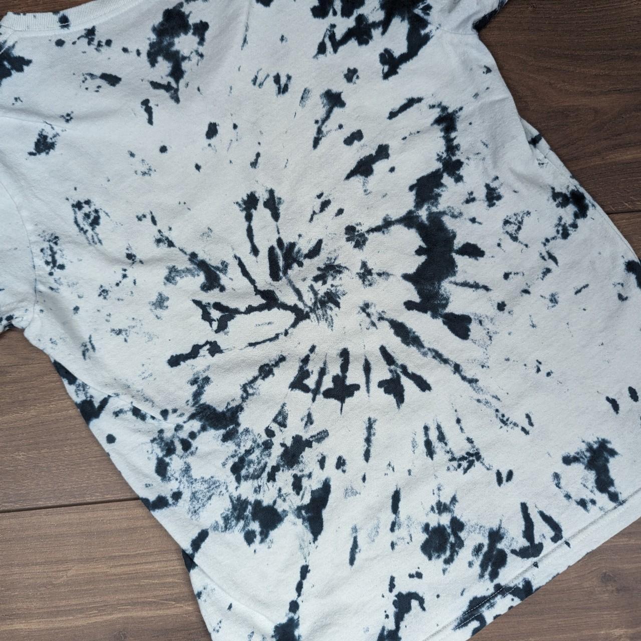 Vintage Grey/White V-neck Tie Dye T-shirt Women's M