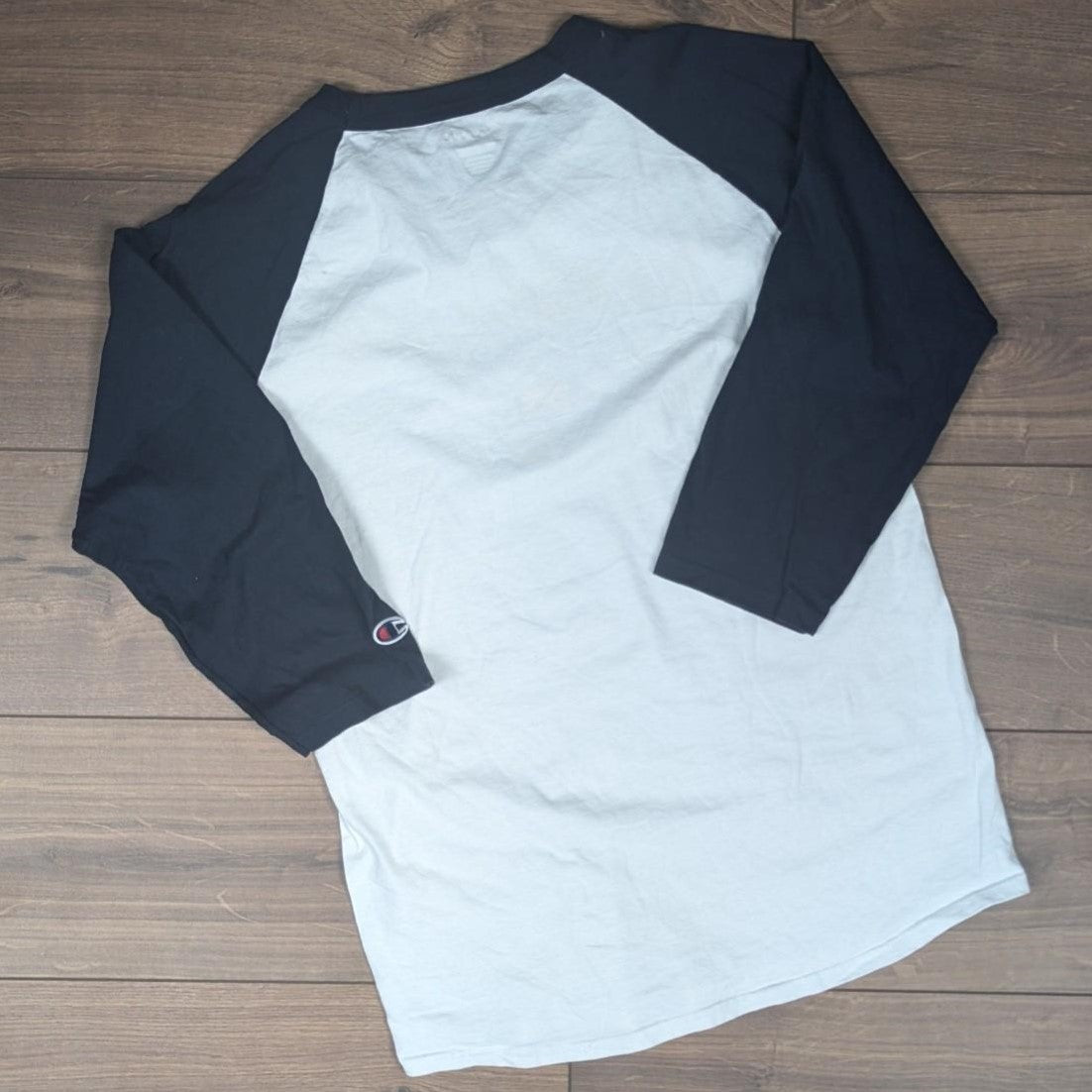 3/4 Sleeve White/Black Vintage Champion Volleyball Graphic Top