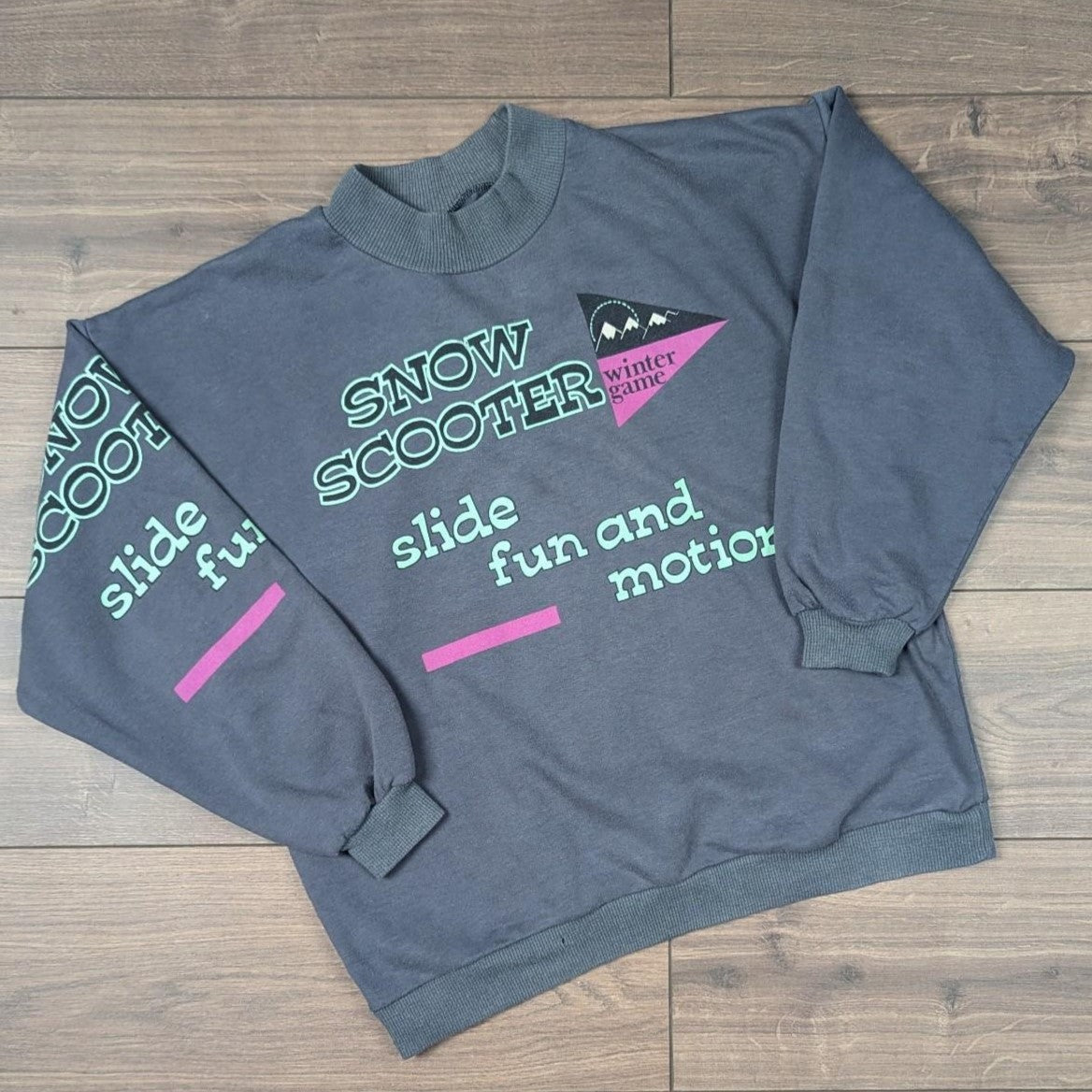 Vintage 1980's Grey Ski Graphic Sweatshirt Jumper