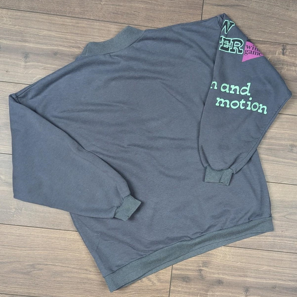 Vintage 1980's Grey Ski Graphic Sweatshirt Jumper