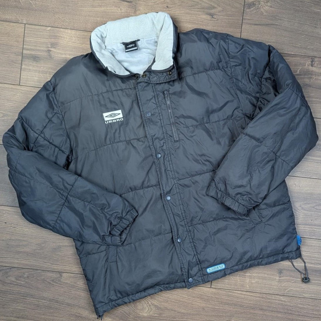 90's Vintage Grey Umbro Performance Gear Puffer Jacket Coat Men's 2XL