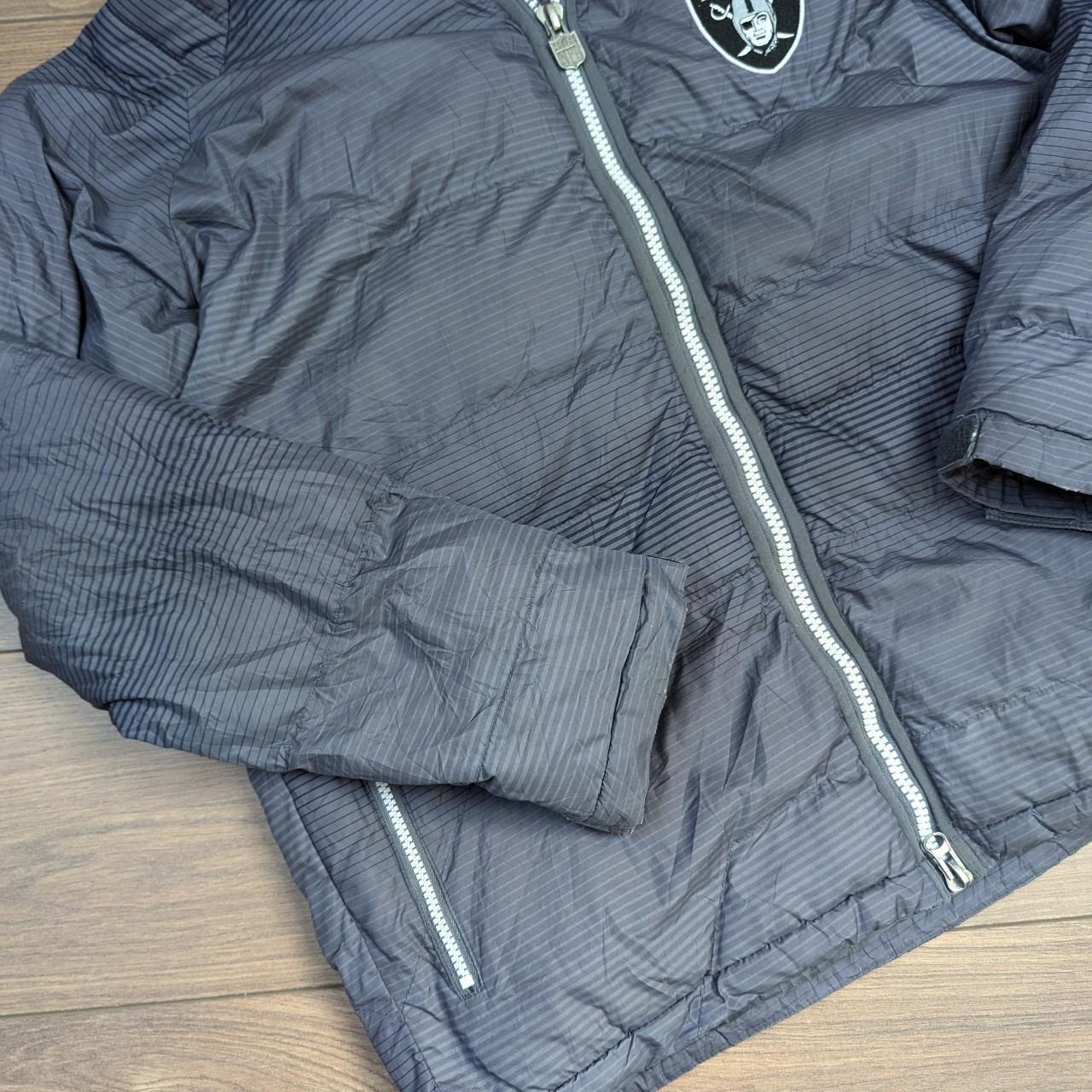 Grey NFL Las Vegas Raiders Pro Line Puffer Jacket Coat Men's L