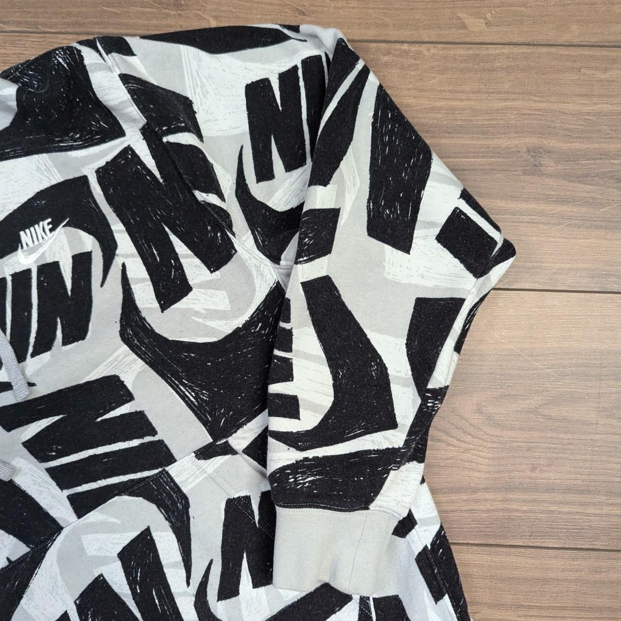 Vintage 00's y2k Black White and Grey Nike Graffiti Pattern Hoodie Men's S