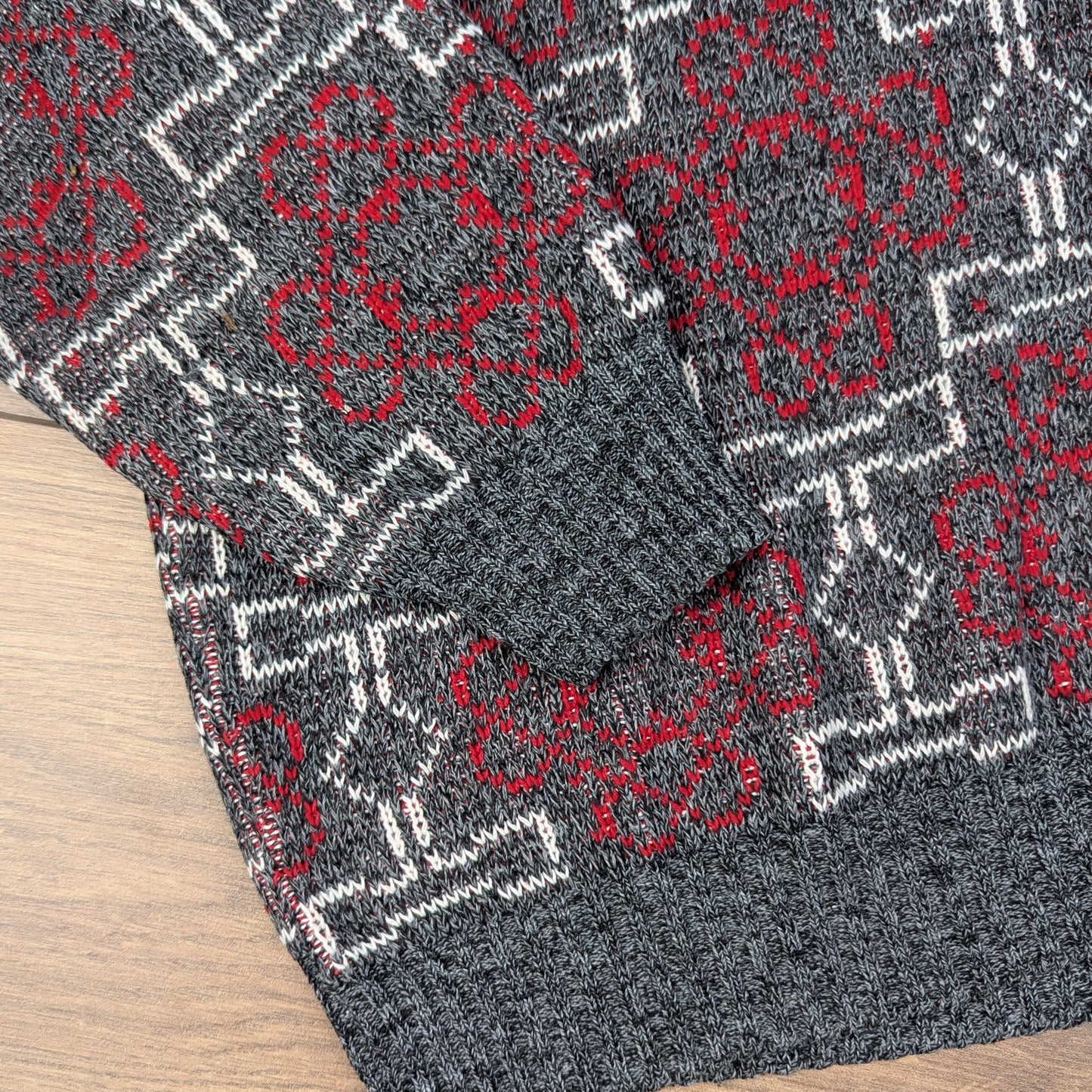 Grey & Red 80's Vintage Guy Frazer Pattern Knit Winter Ski Jumper Men's L