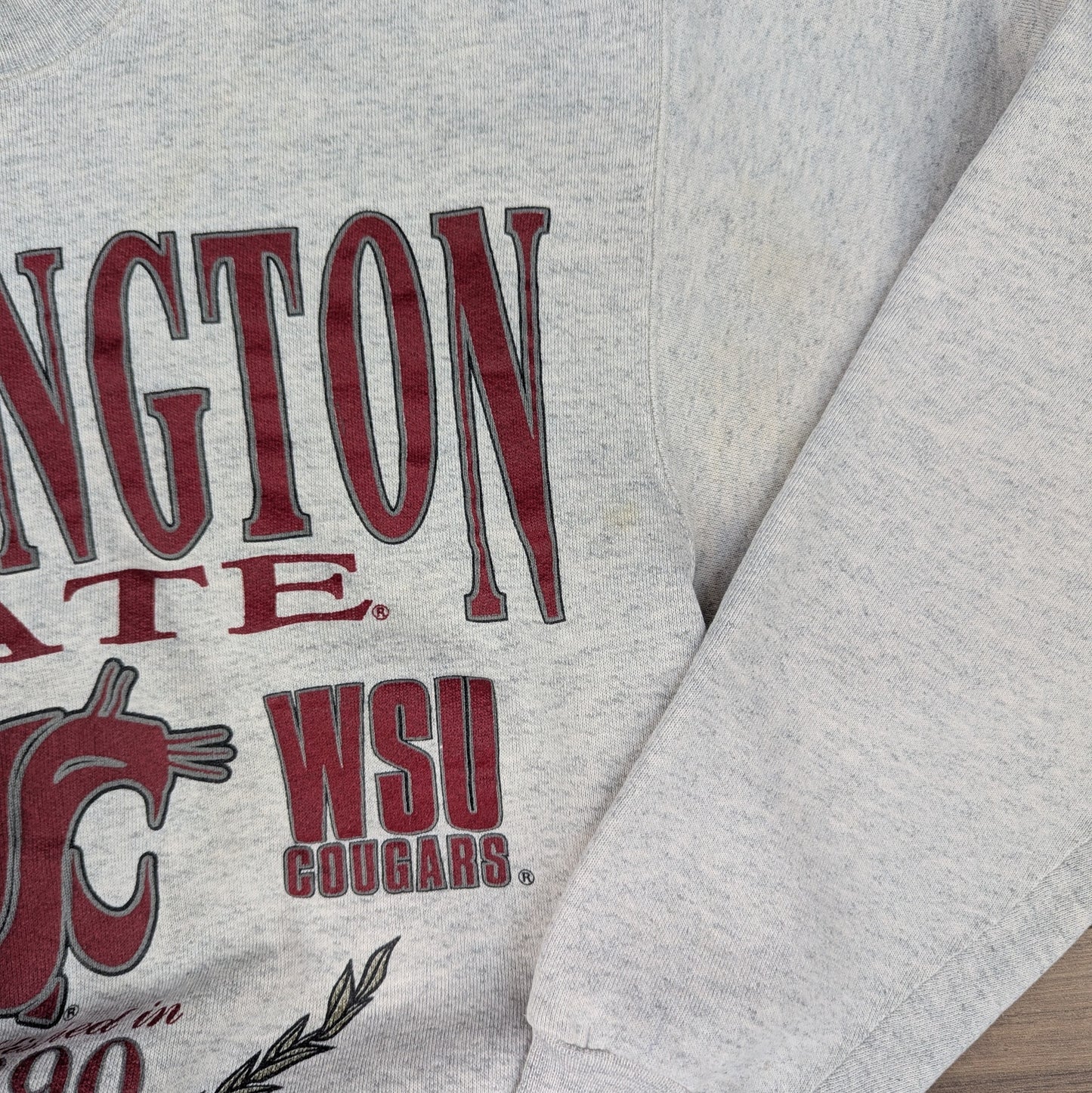 Grey Red Vintage 90's Washington State USA Sweatshirt Size L