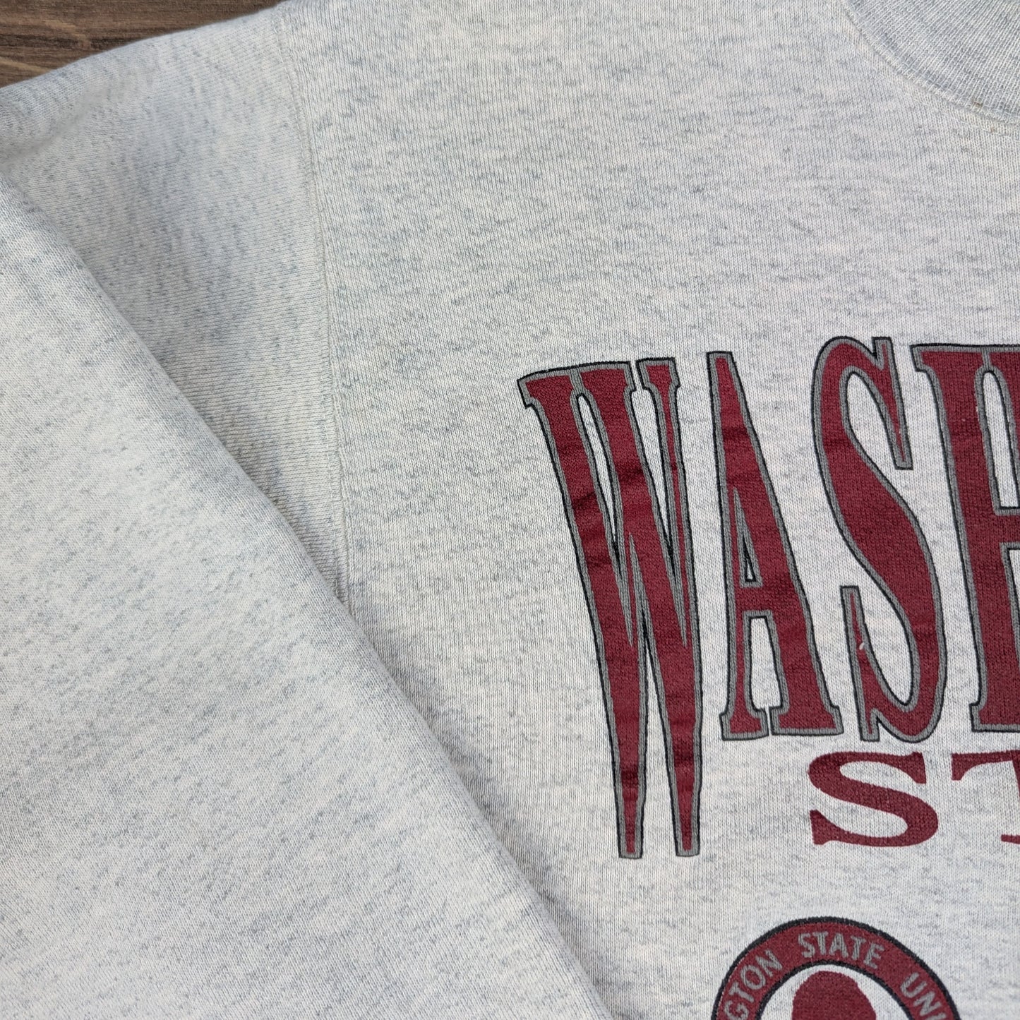 Grey Red Vintage 90's Washington State USA Sweatshirt Size L