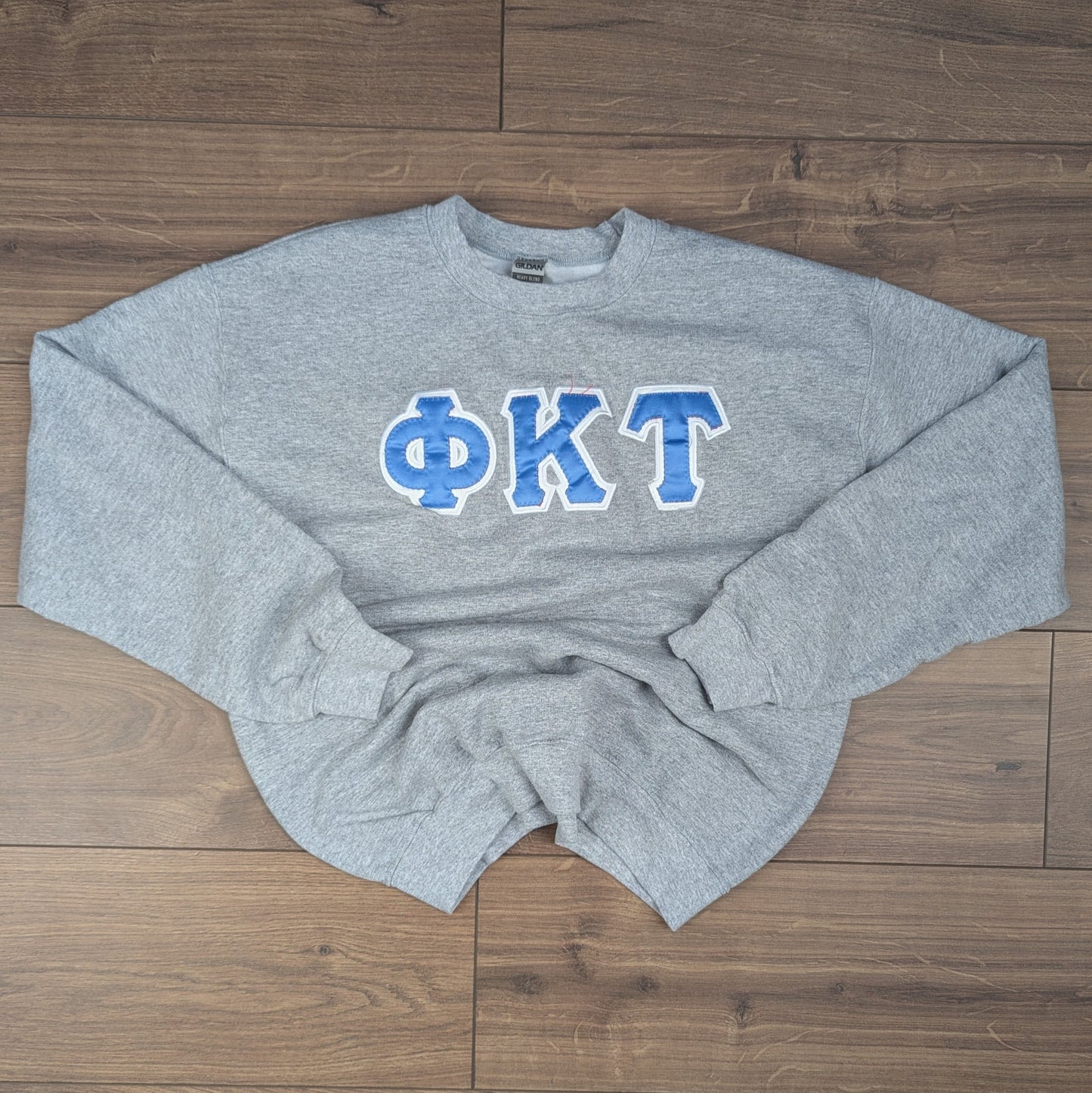 Grey & Blue Gildan College USA Sweatshirt Size M