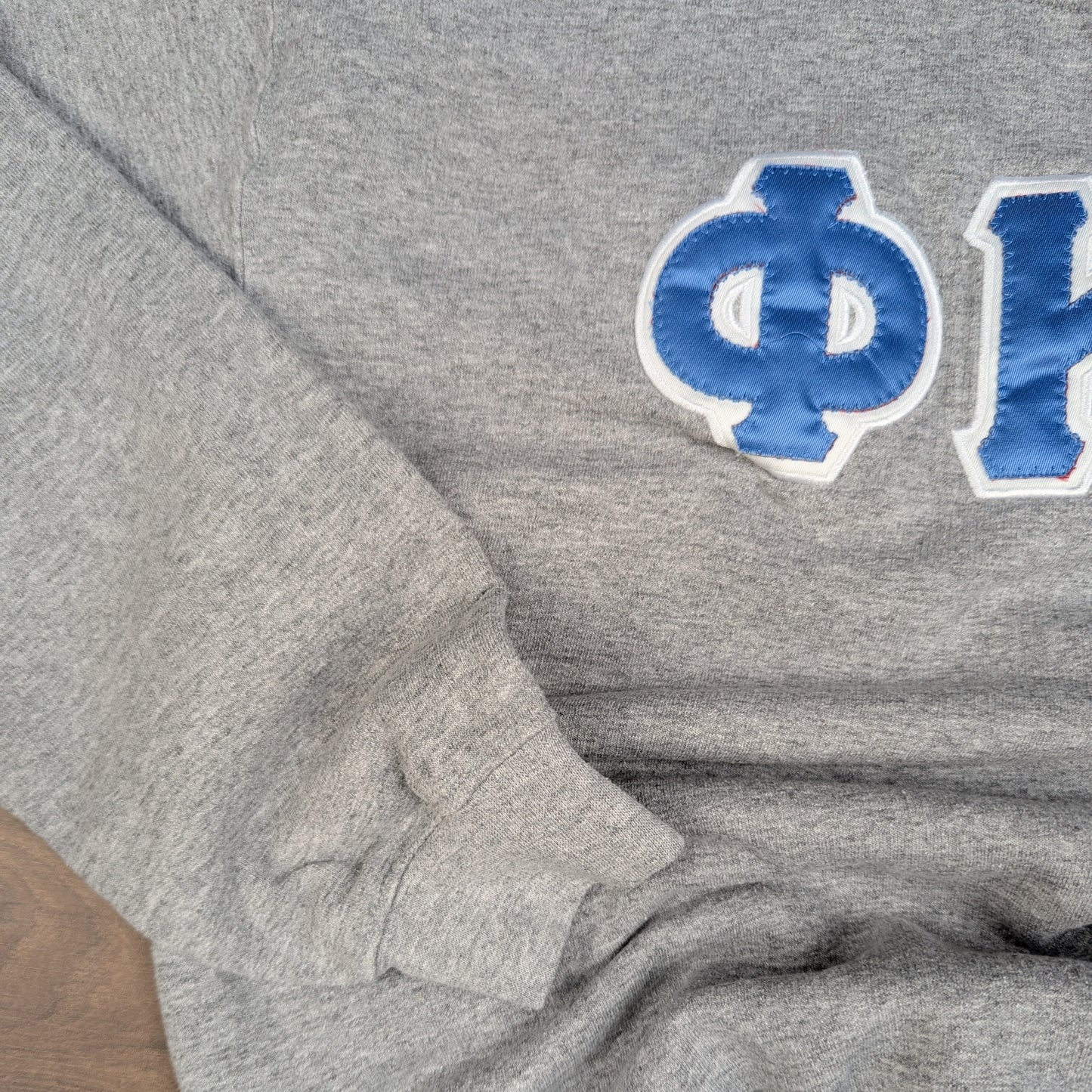 Grey & Blue Gildan College USA Sweatshirt Size M
