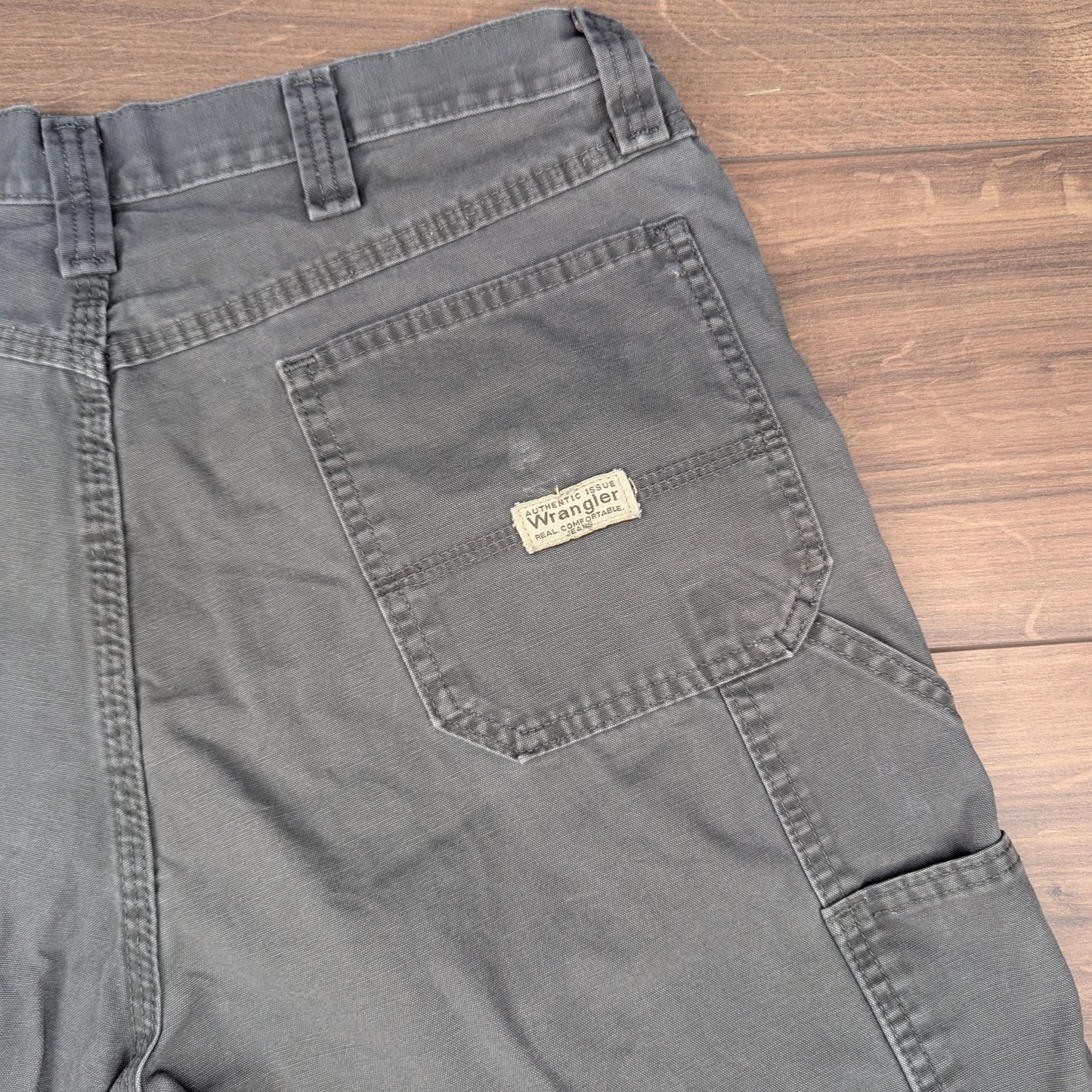 Grey Vintage Wrangler Carpenter Cargo Utility Shorts W36