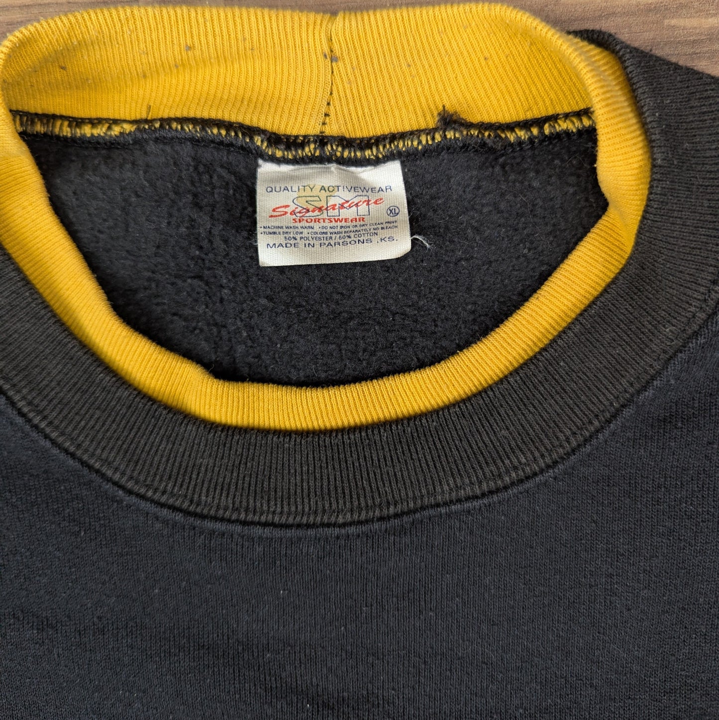 90's Vintage Black Yellow Sandites Graphic Sweatshirt Made in USA Size XL