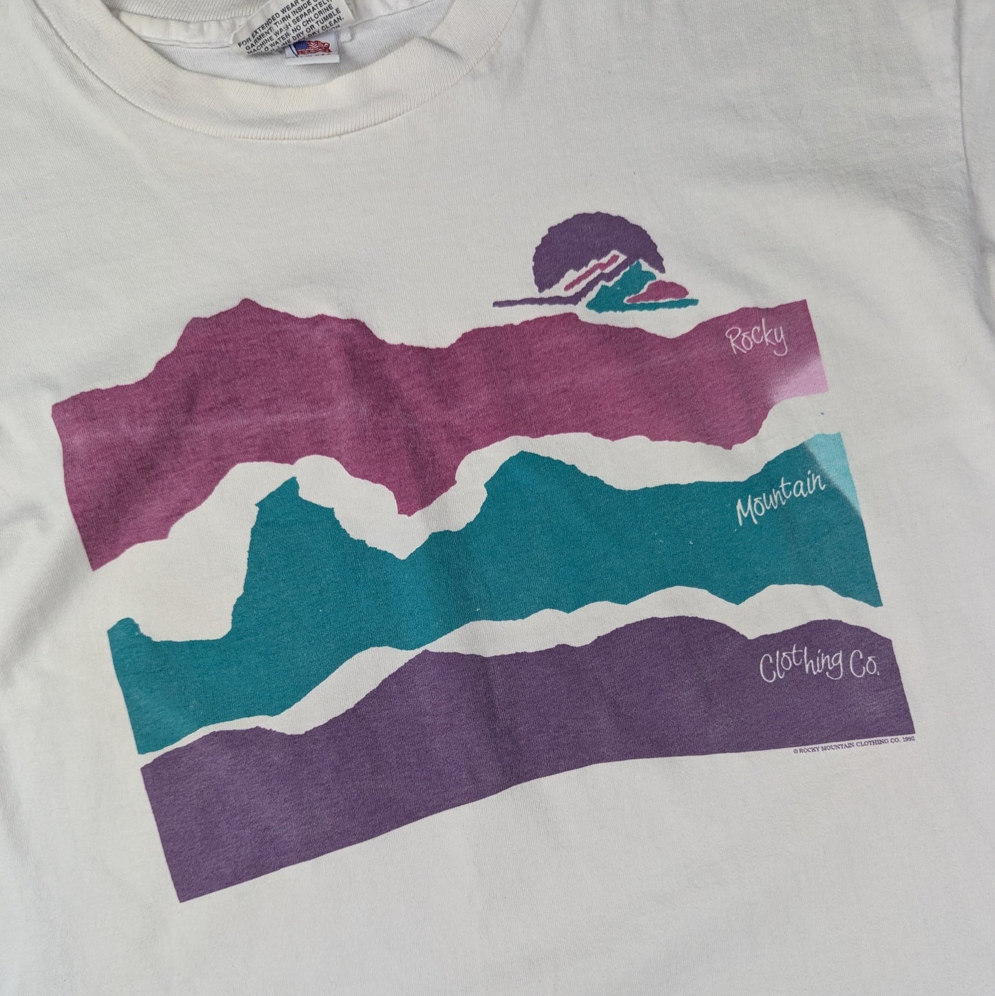 White Vintage 90's Single Stitch Rocky Mountain Clothing Co Made in USA Size M