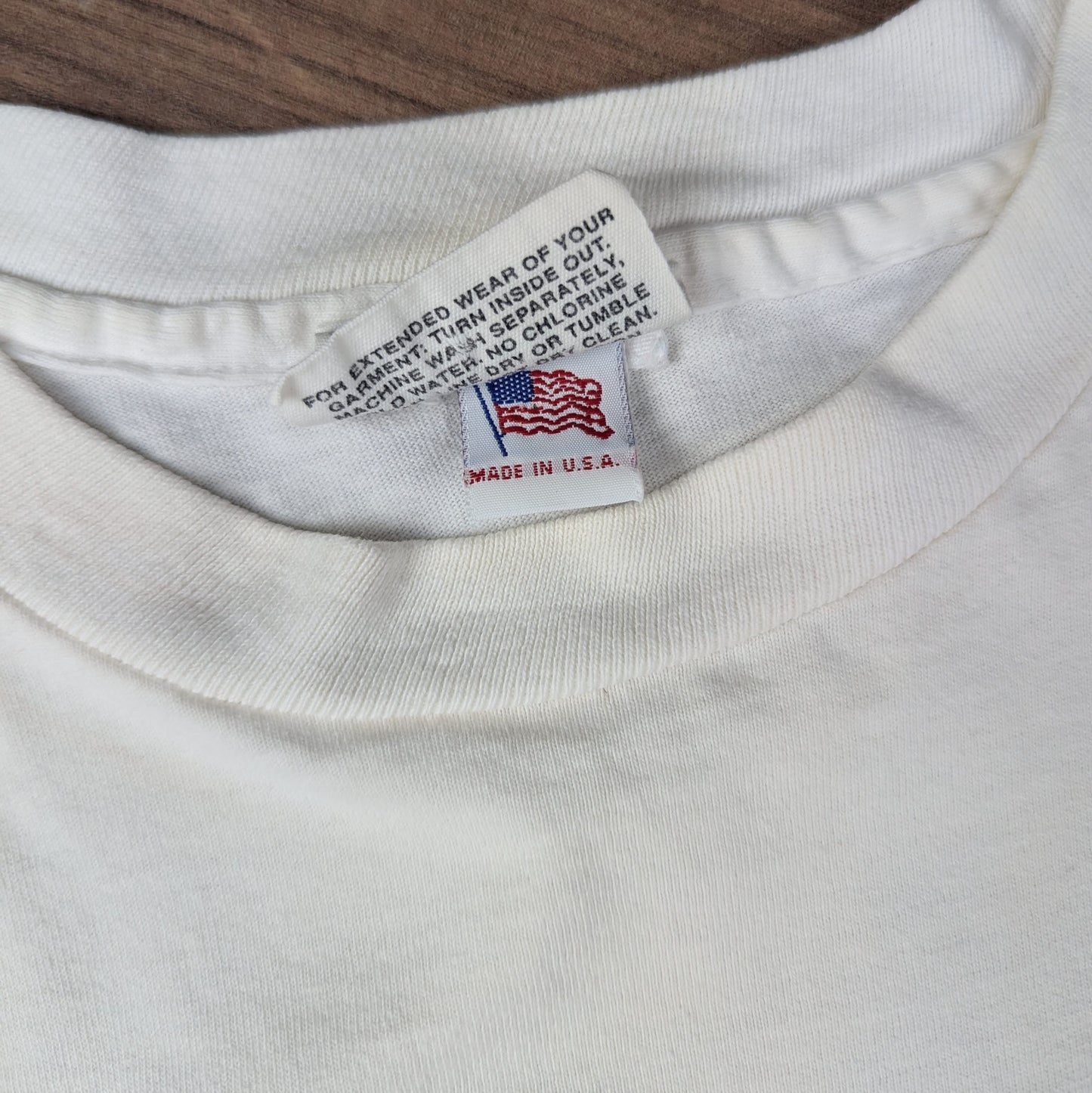 White Vintage 90's Single Stitch Rocky Mountain Clothing Co Made in USA Size M