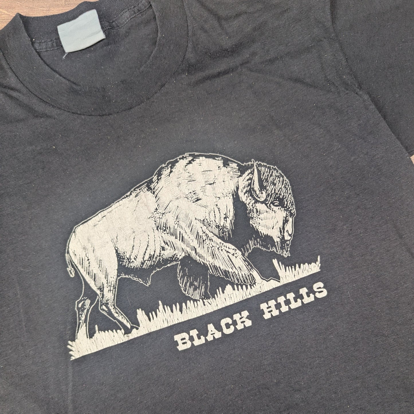 Vintage 80s 90s Black Hills Buffalo Graphic T-Shirt Size S