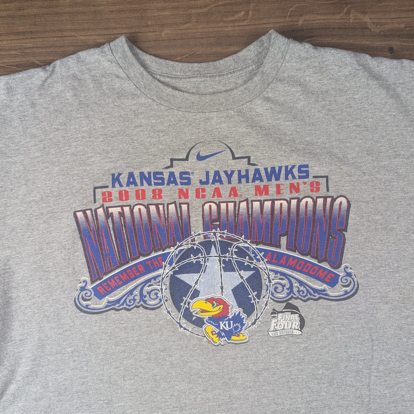 Grey Nike 2008 Kansas Jayhawks NCAA National Champions T-Shirt Size L