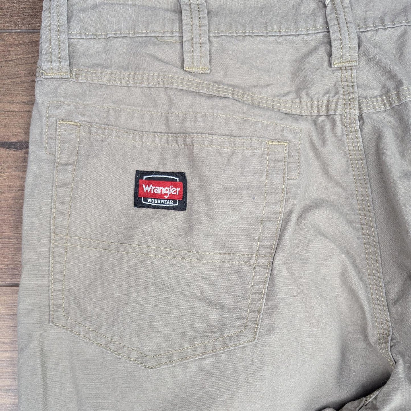 Brown Wrangler Workwear Carpenter Cargo Pants Straight Leg W36 L28