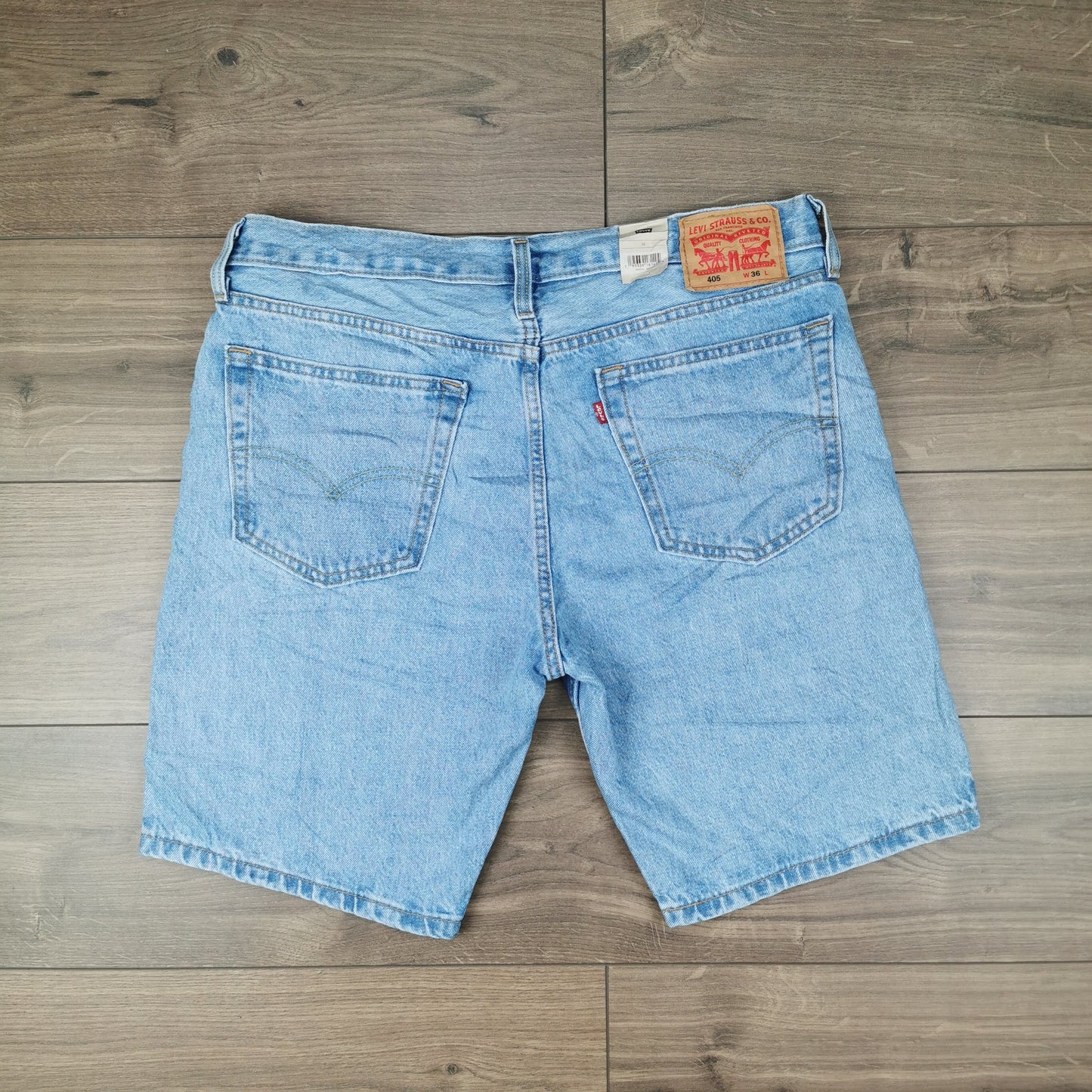 New Levi's 405 Standard Light Blue Denim Jean Shorts Jorts W36