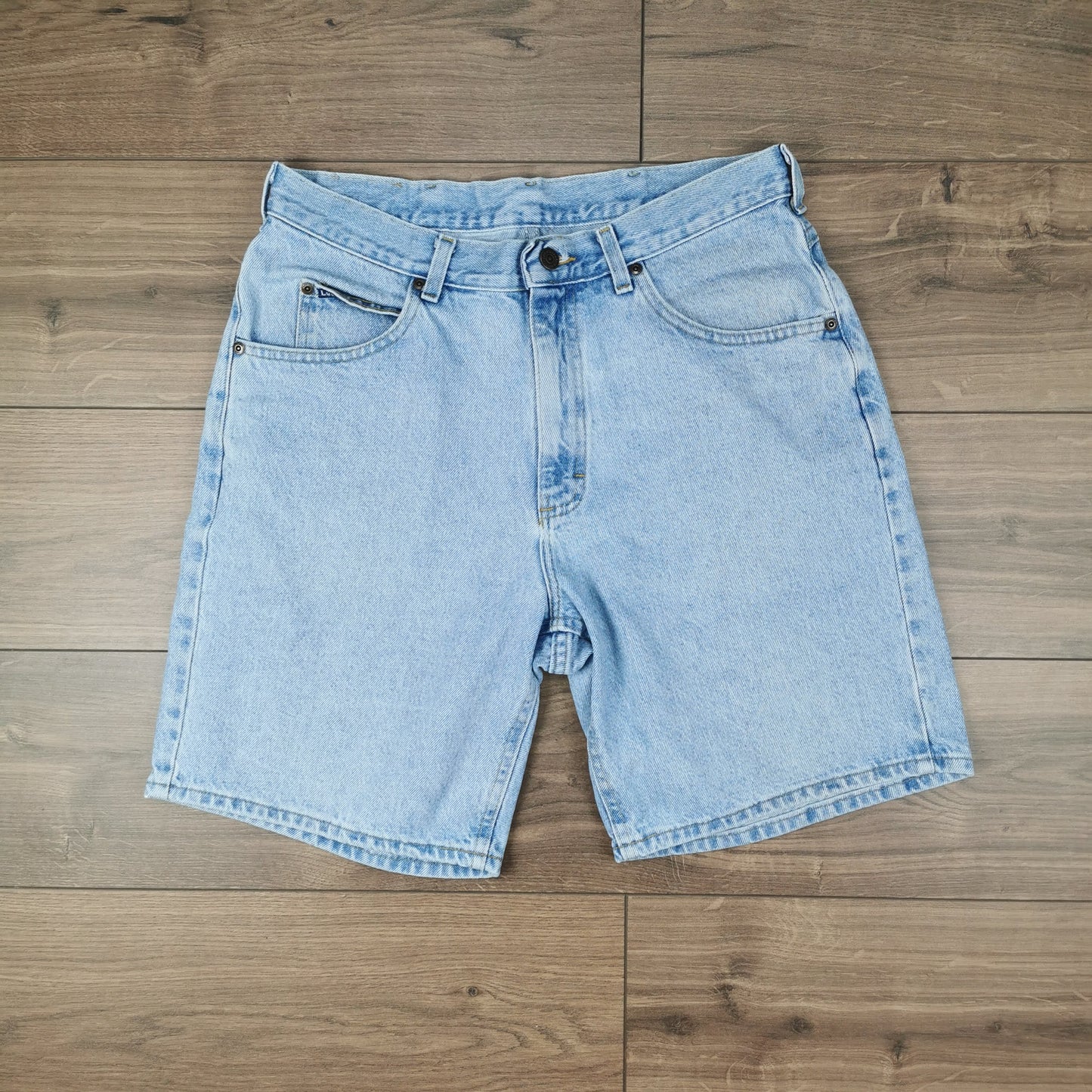 Vintage Lee Light Wash Blue Denim Shorts Jorts W34