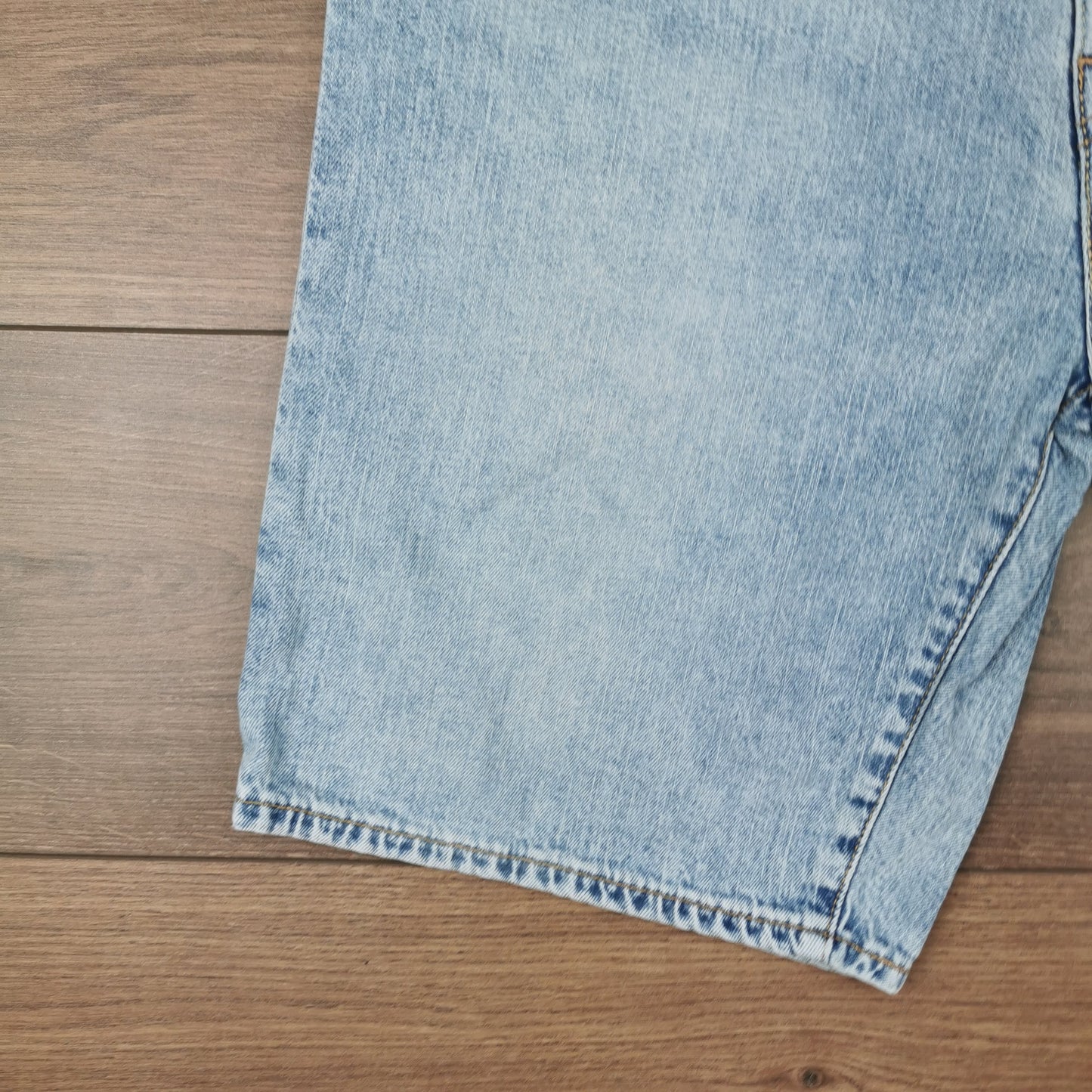 Vintage Lee Light Wash Blue Denim Shorts Jorts W34