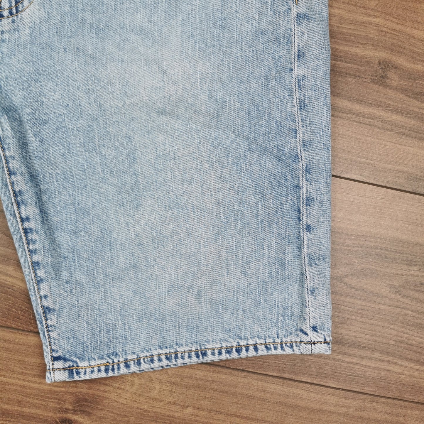 Vintage Lee Light Wash Blue Denim Shorts Jorts W34