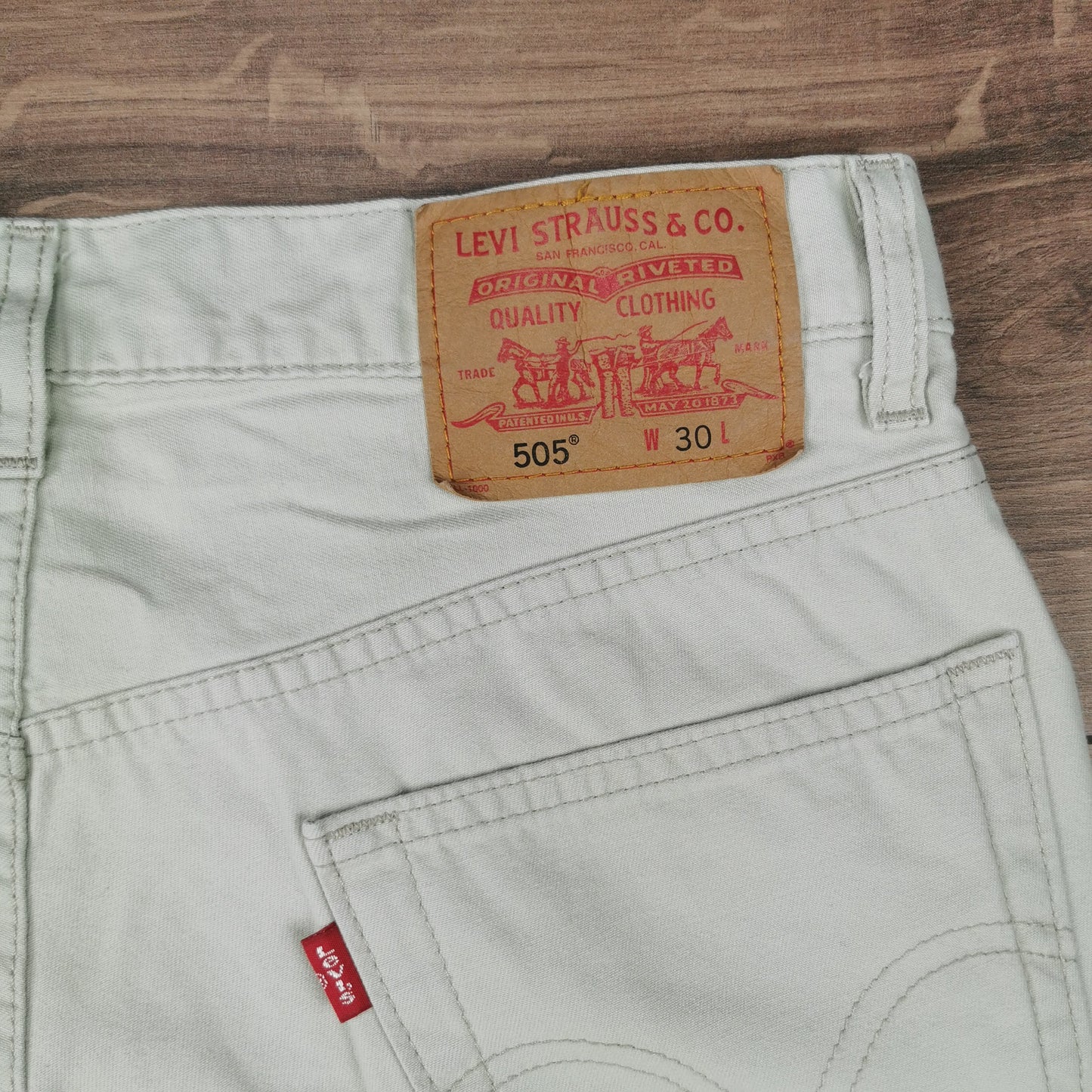 Vintage Levi's 505 Beige Stone Denim Shorts W30