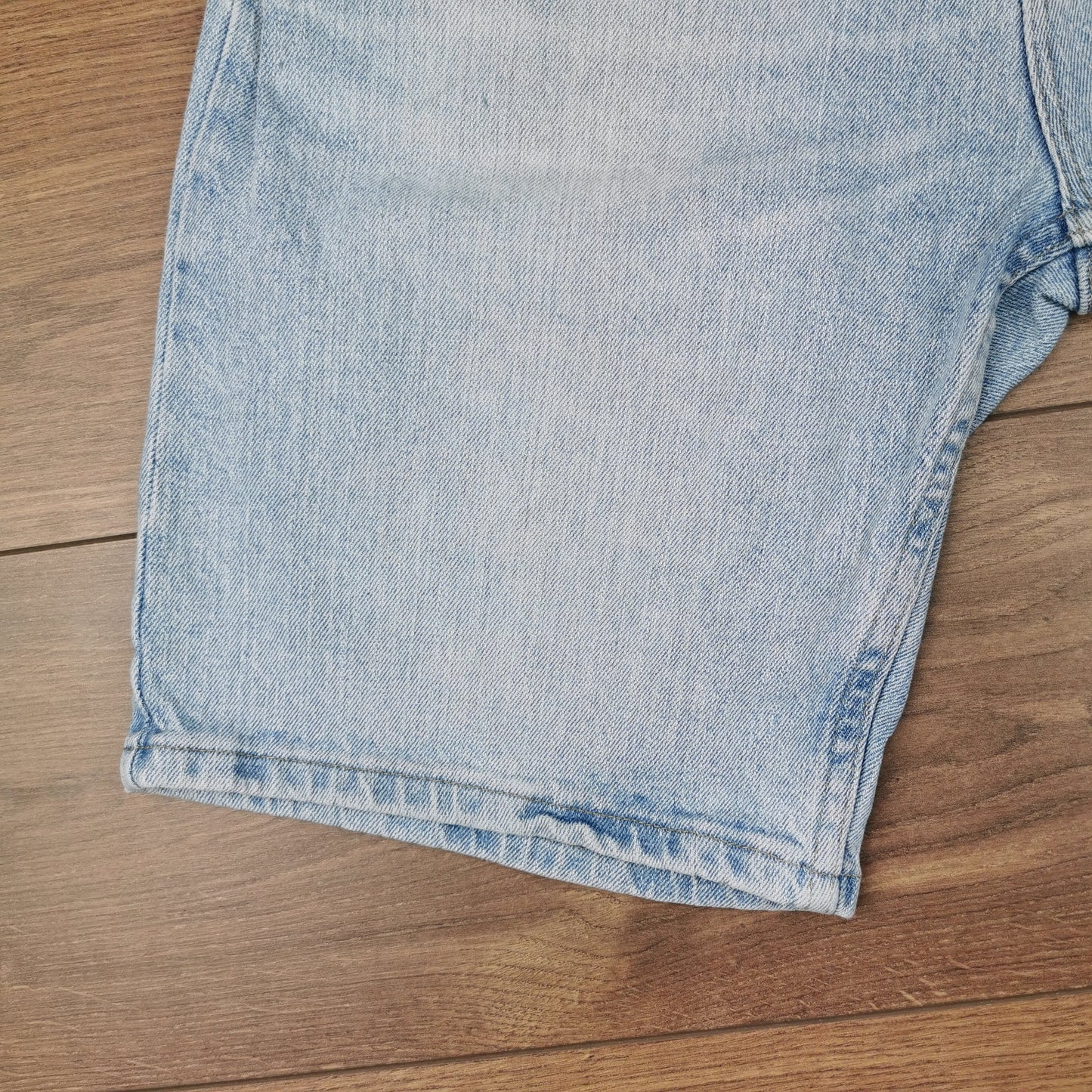 Vintage Wrangler Light Wash Blue Denim Shorts Jorts W32