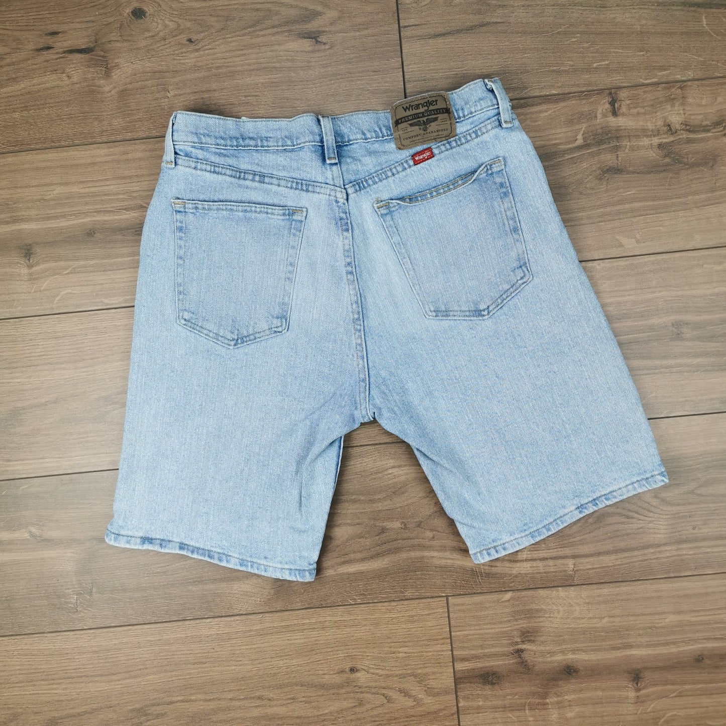 Vintage Wrangler Light Wash Blue Denim Shorts Jorts W32
