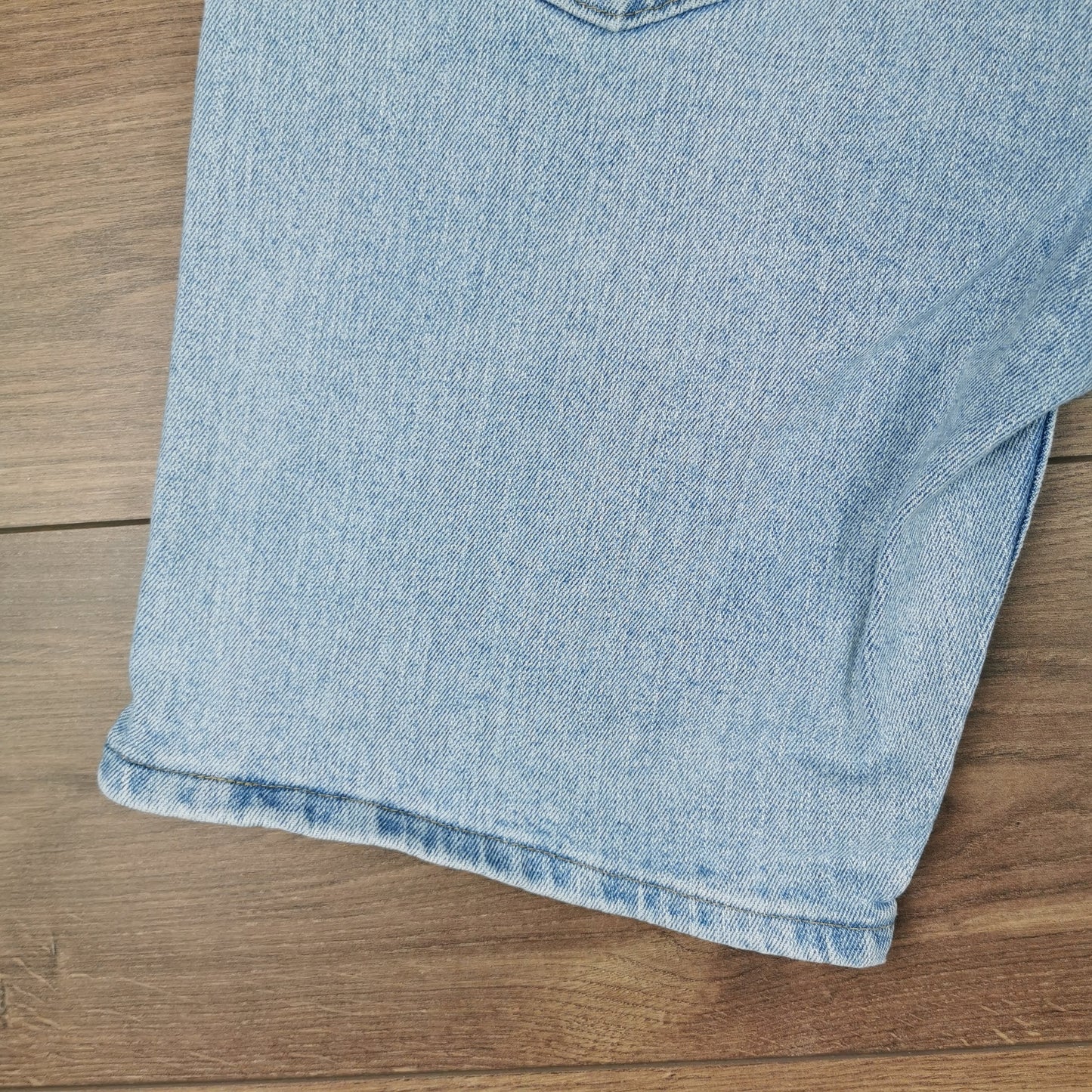 Vintage Wrangler Light Wash Blue Denim Shorts Jorts W32