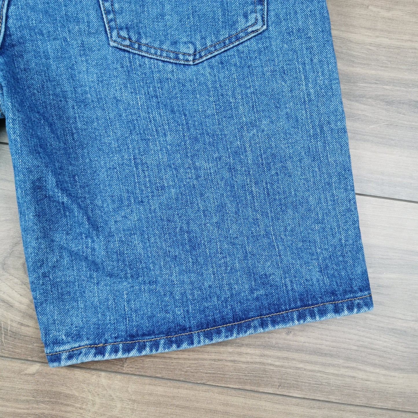 Vintage Lee Blue Medium Wash Denim Shorts Jorts W34