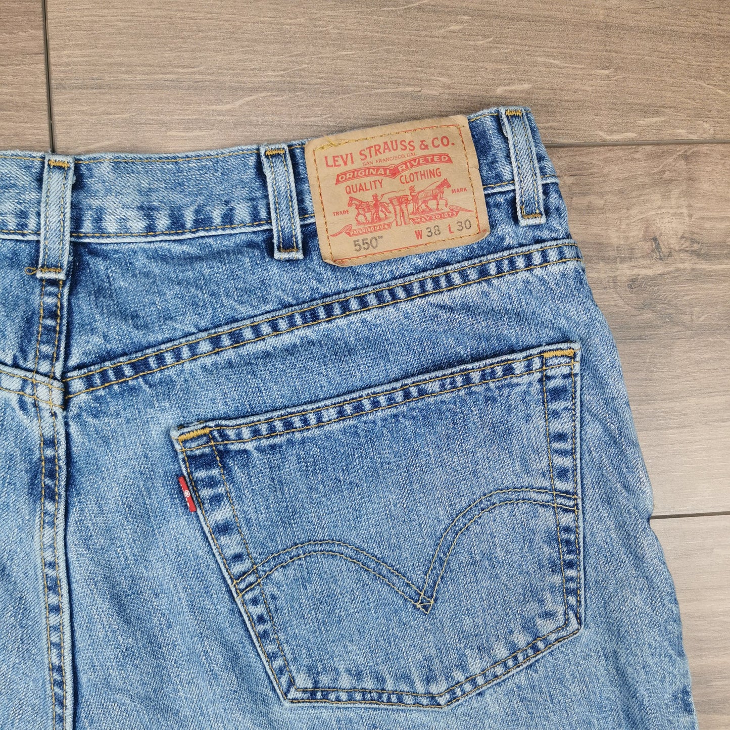 Vintage Levi's 550 Blue Denim Cut-off Shorts Jorts Baggy Relaxed Fit W38