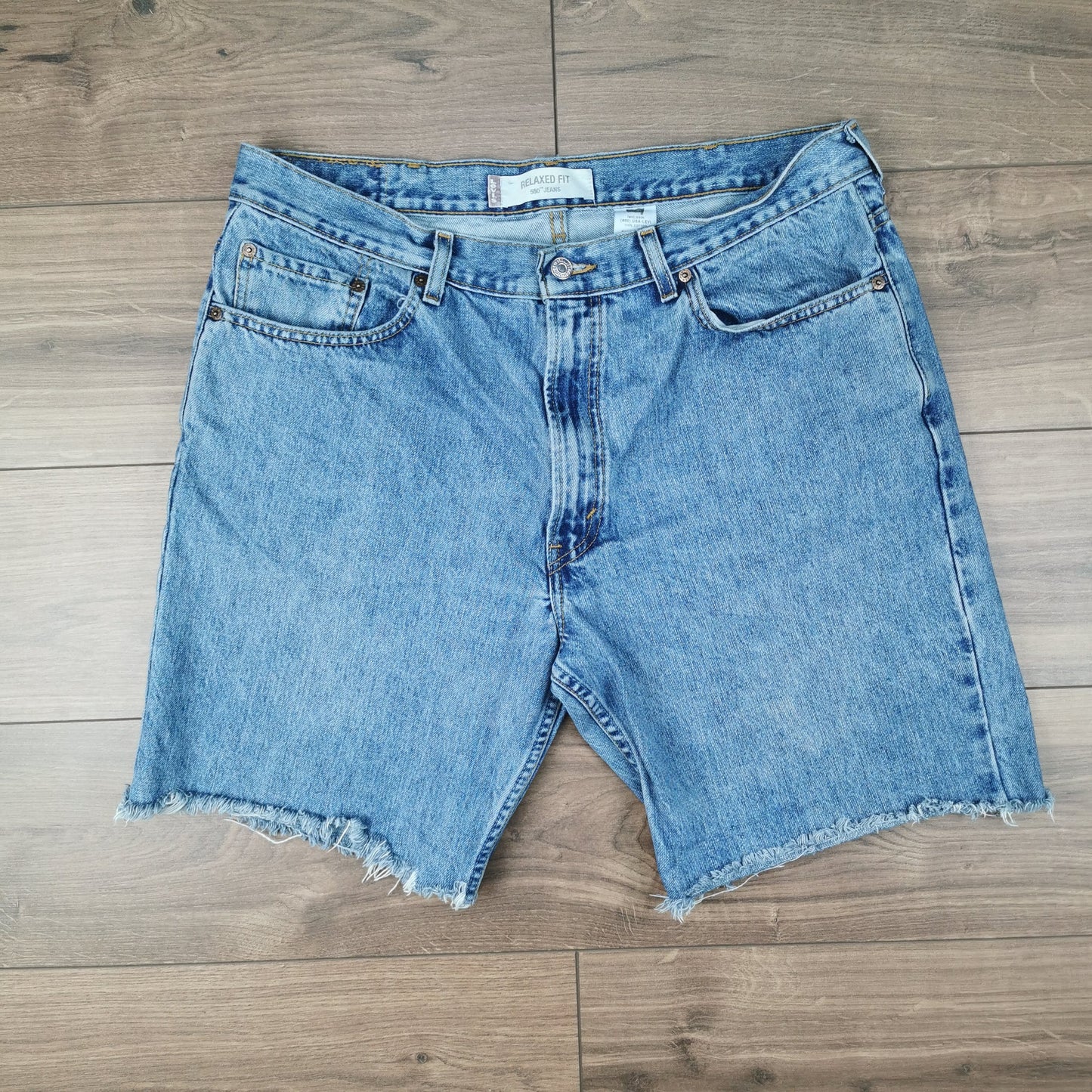 Vintage Levi's 550 Blue Denim Cut-off Shorts Jorts Baggy Relaxed Fit W38