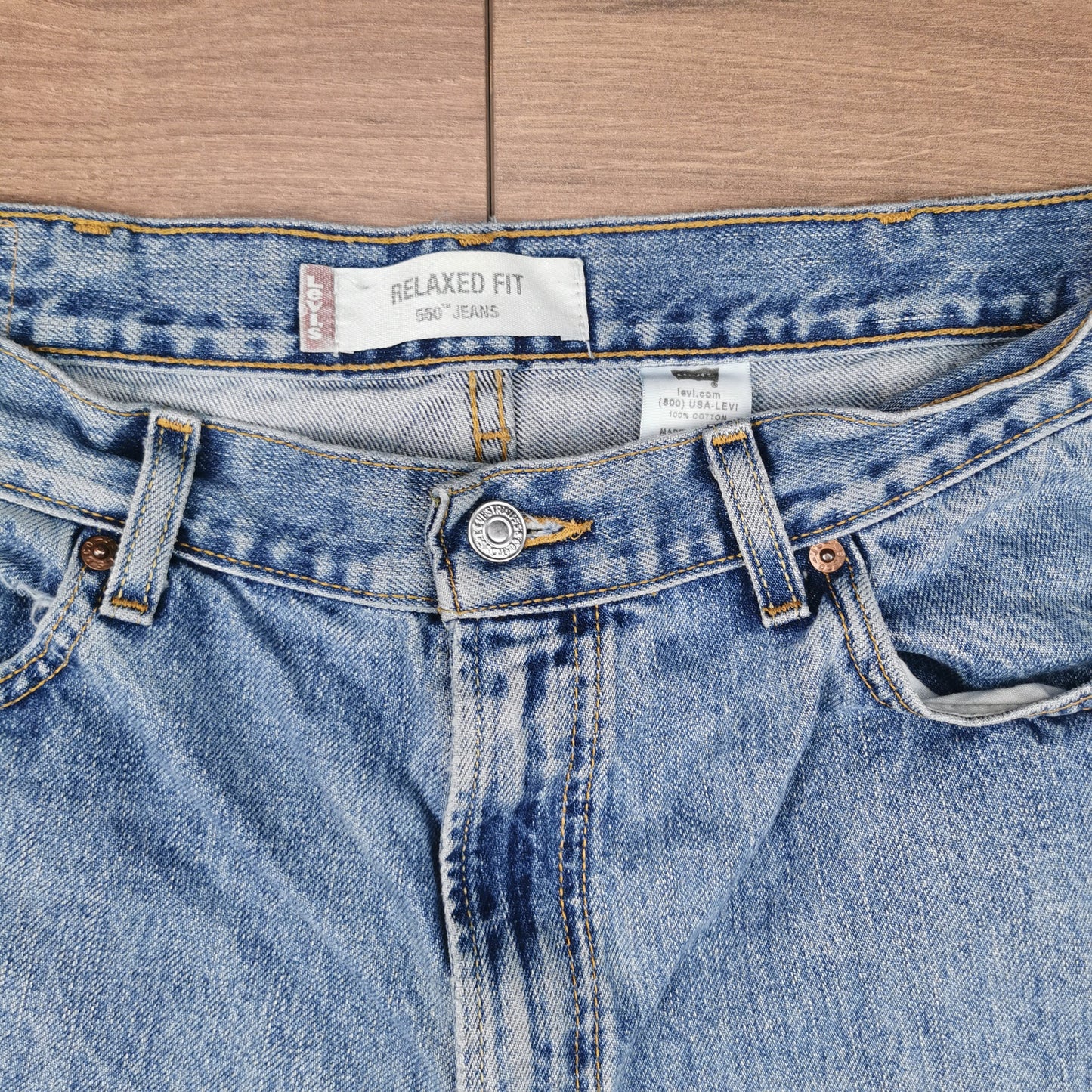 Vintage Levi's 550 Blue Denim Cut-off Shorts Jorts Baggy Relaxed Fit W38