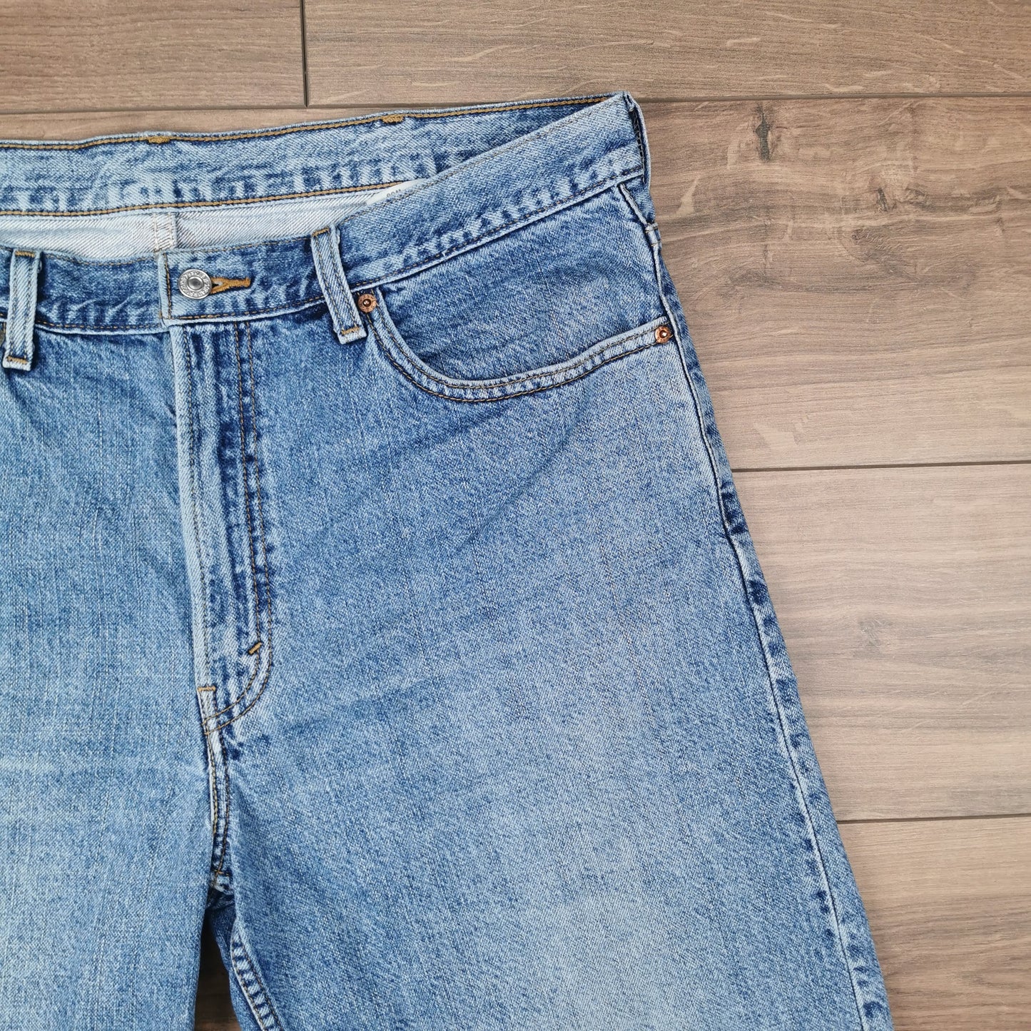 Vintage Levi's 550 Blue Denim Shorts Jorts Baggy Relaxed Fit W38