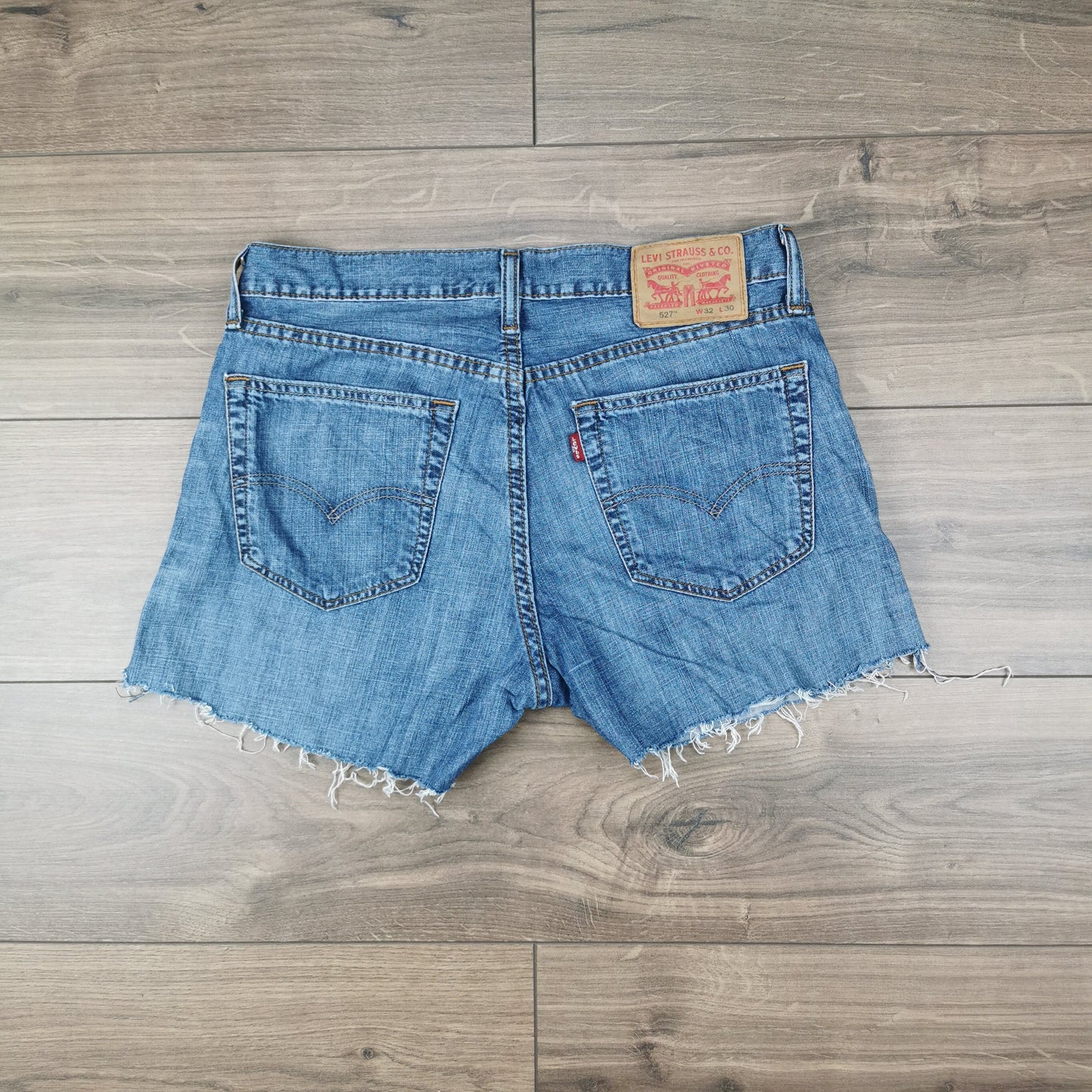 Vintage Levi's 527 Blue Cut-off Denim Jorts Cowgirl Shorts W32
