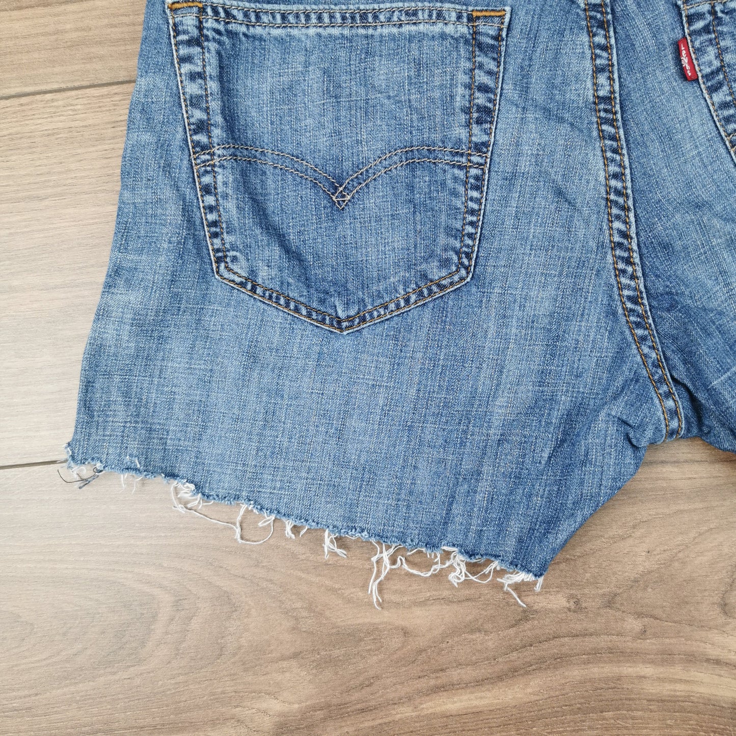 Vintage Levi's 527 Blue Cut-off Denim Jorts Cowgirl Shorts W32