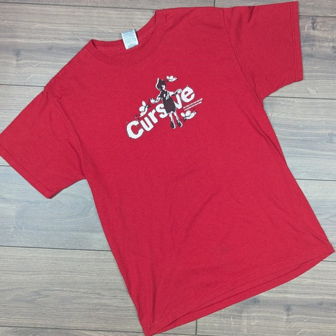 Vintage 00's Red Cursive Indie Rock Band Graphic T-Shirt Size M
