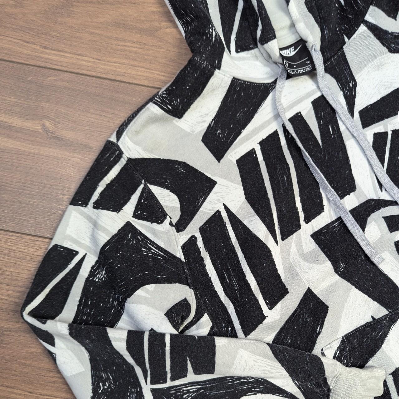 Vintage 00's y2k Black White and Grey Nike Graffiti Pattern Hoodie Men's S