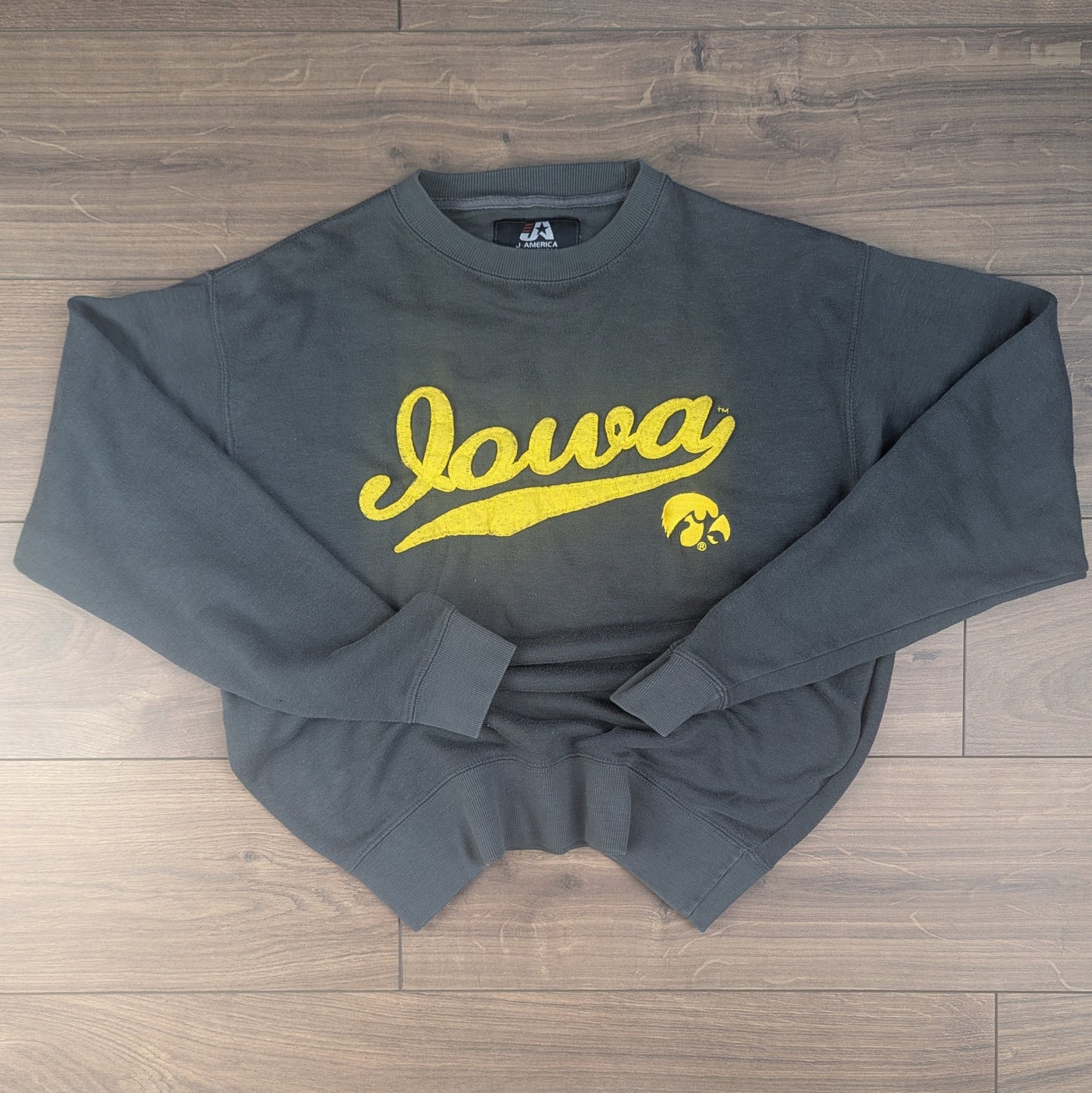Grey/Yellow Iowa J.America Vintage USA Sweatshirt Size M